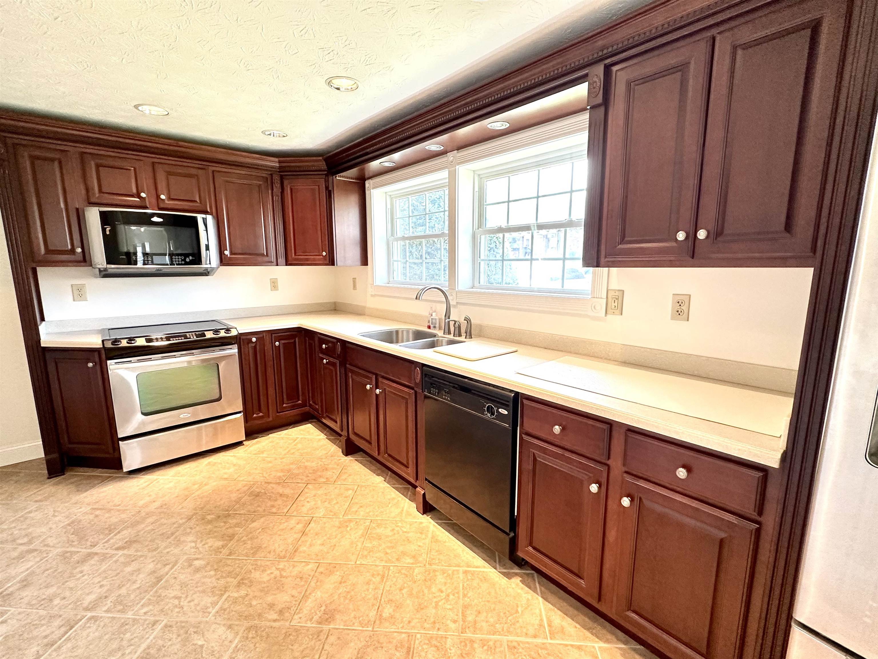 3415 Robin Lynn Drive