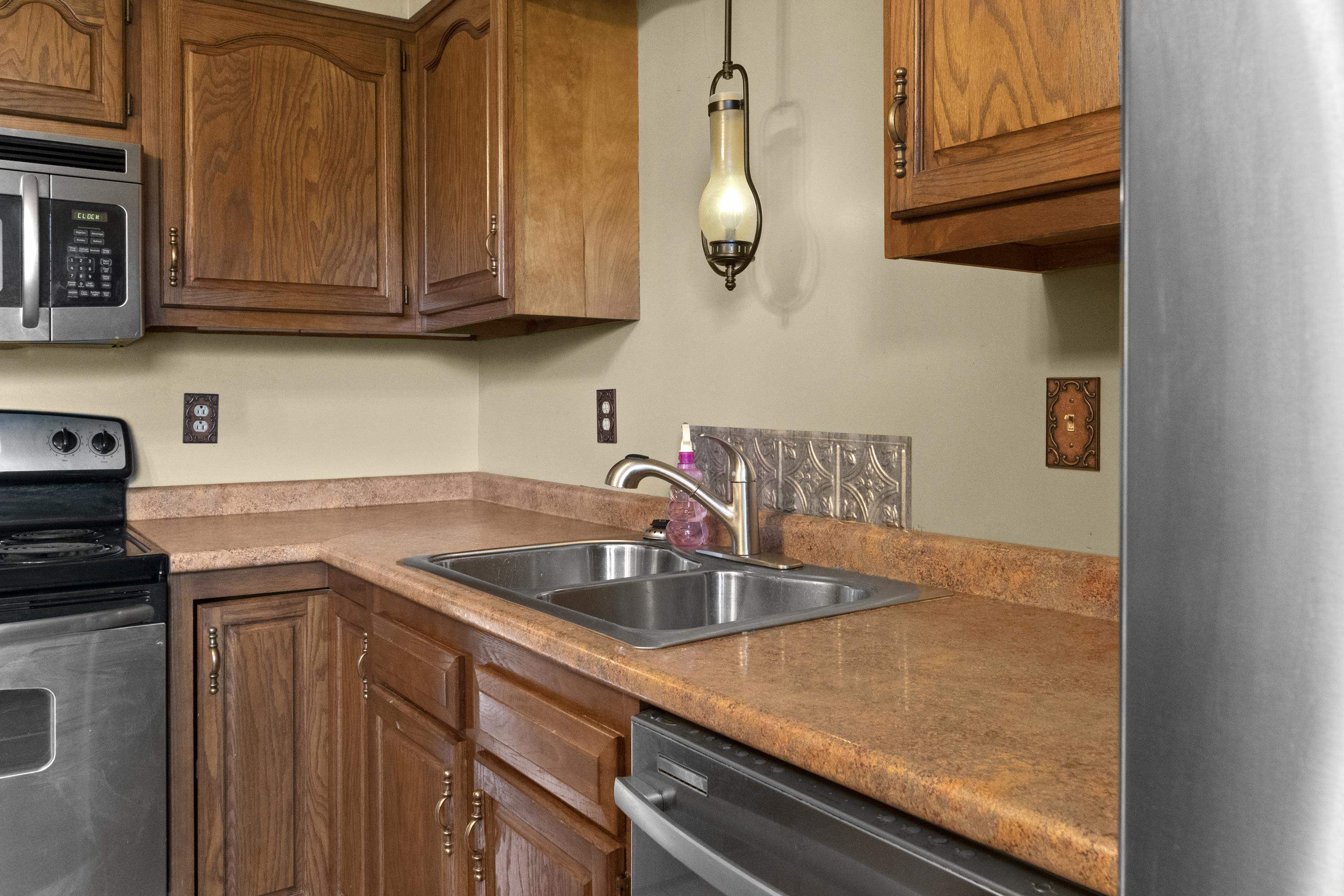1016 E Midland Trail
