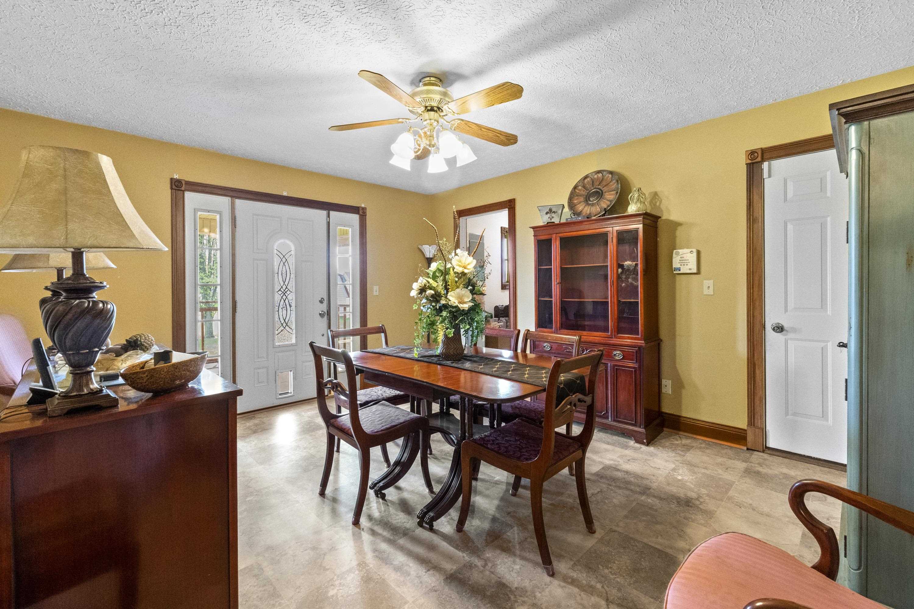 1016 E Midland Trail