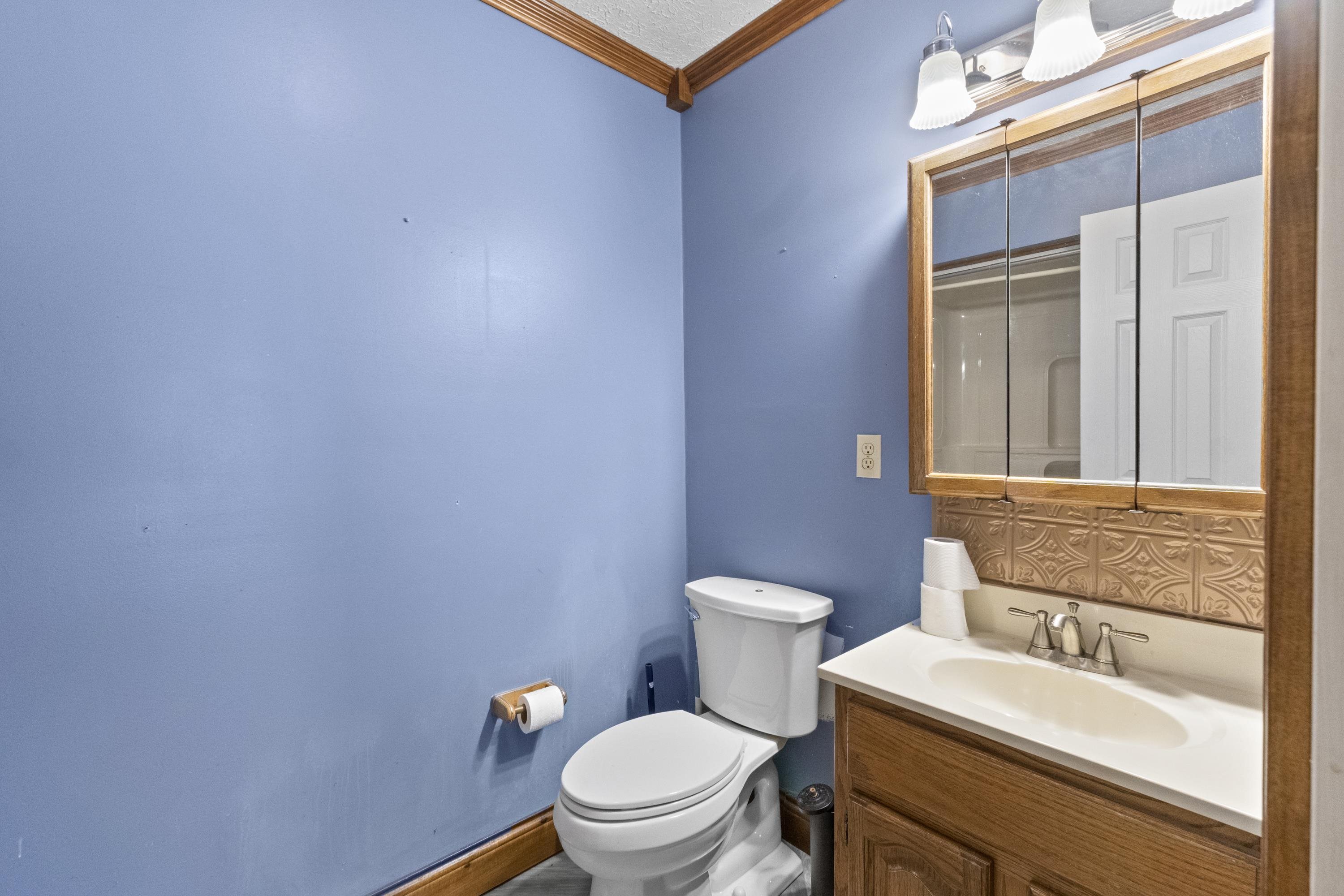 1016 E Midland Trail