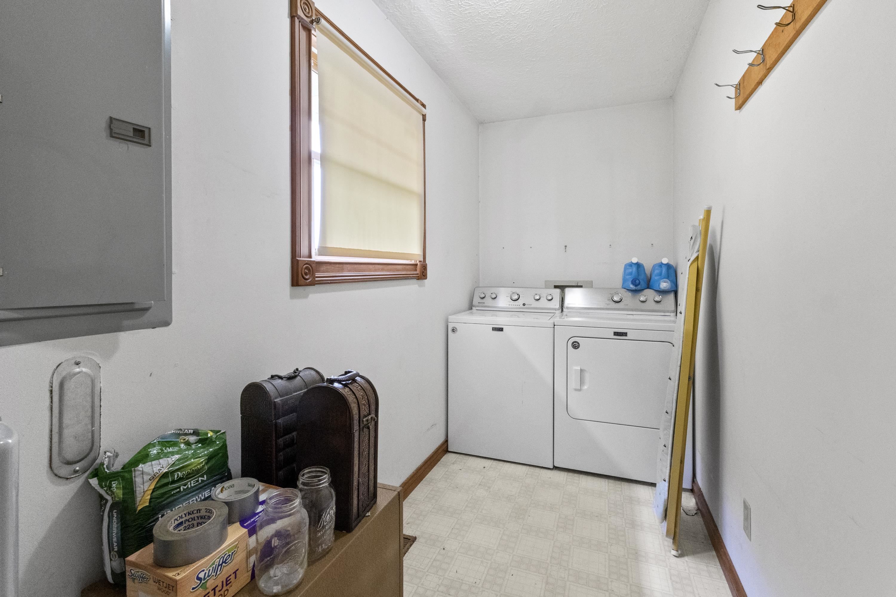 1016 E Midland Trail