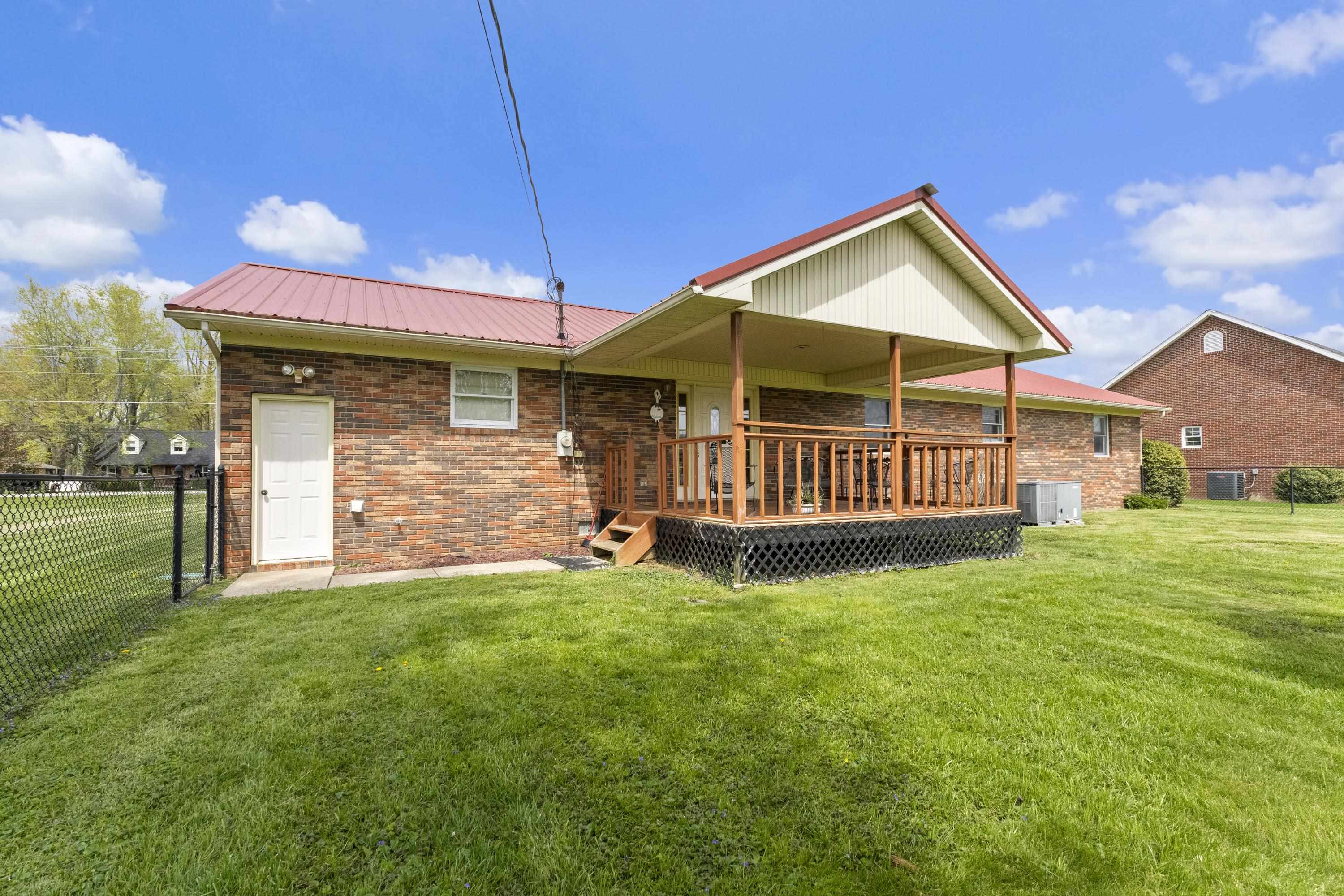 1016 E Midland Trail