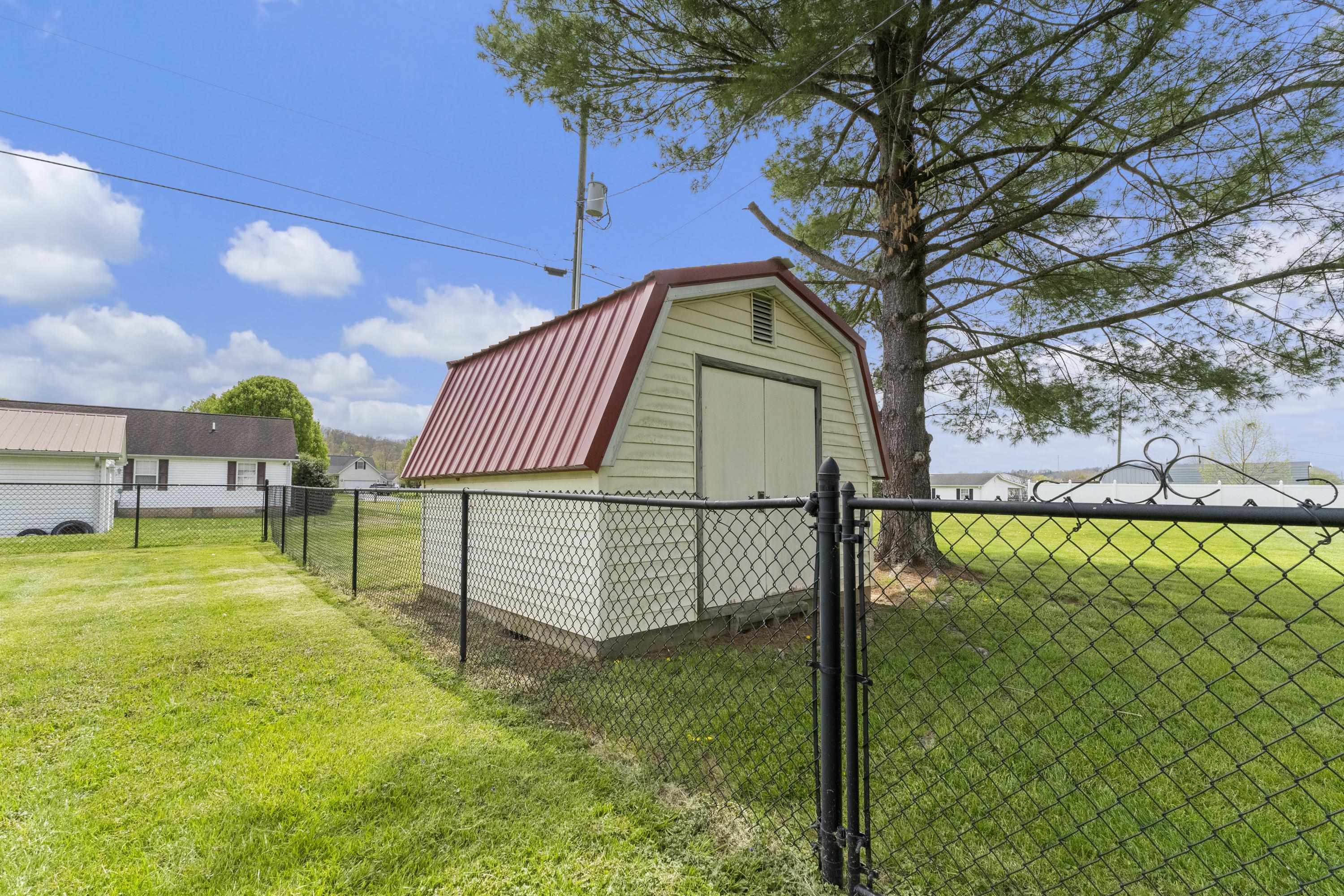 1016 E Midland Trail