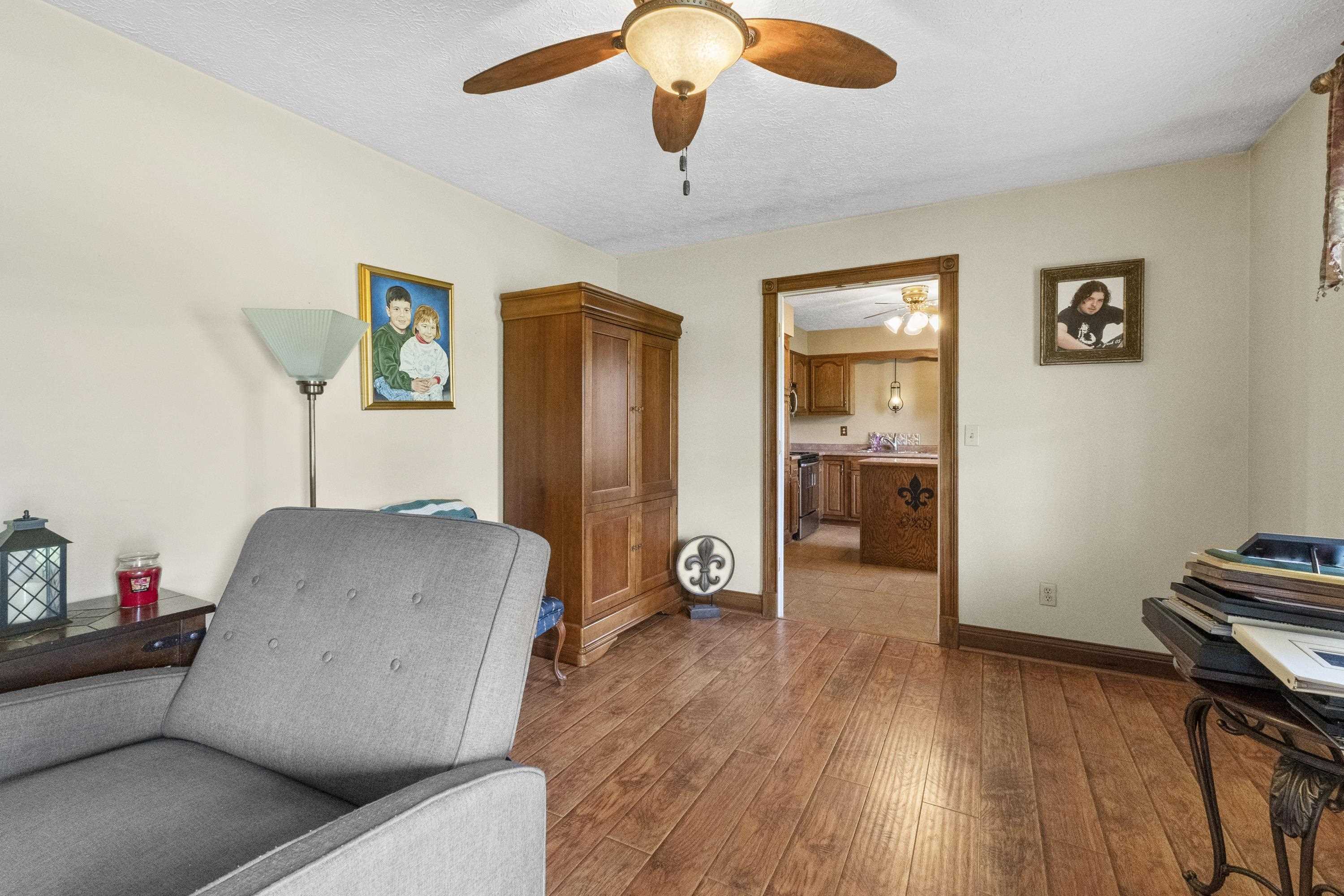 1016 E Midland Trail