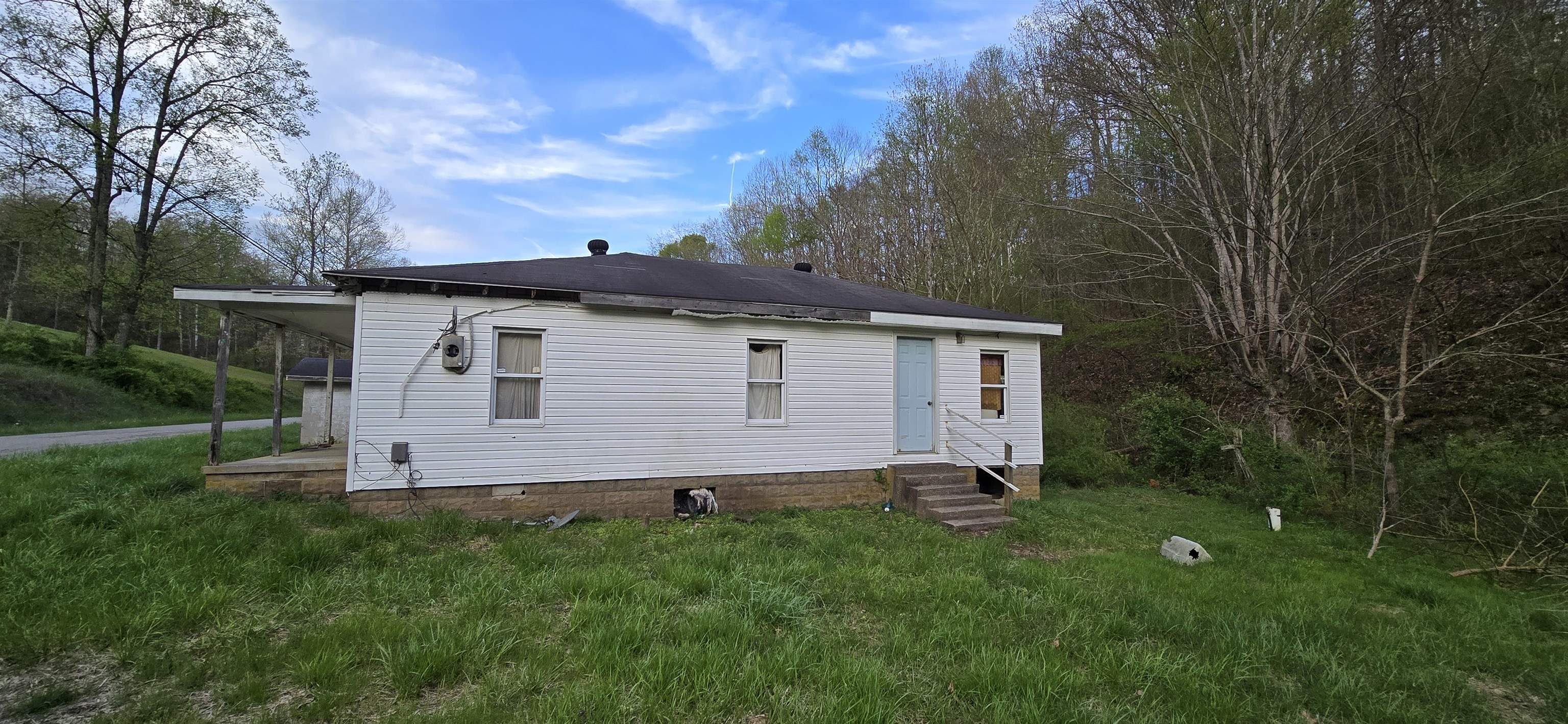 271 Rockgate Road