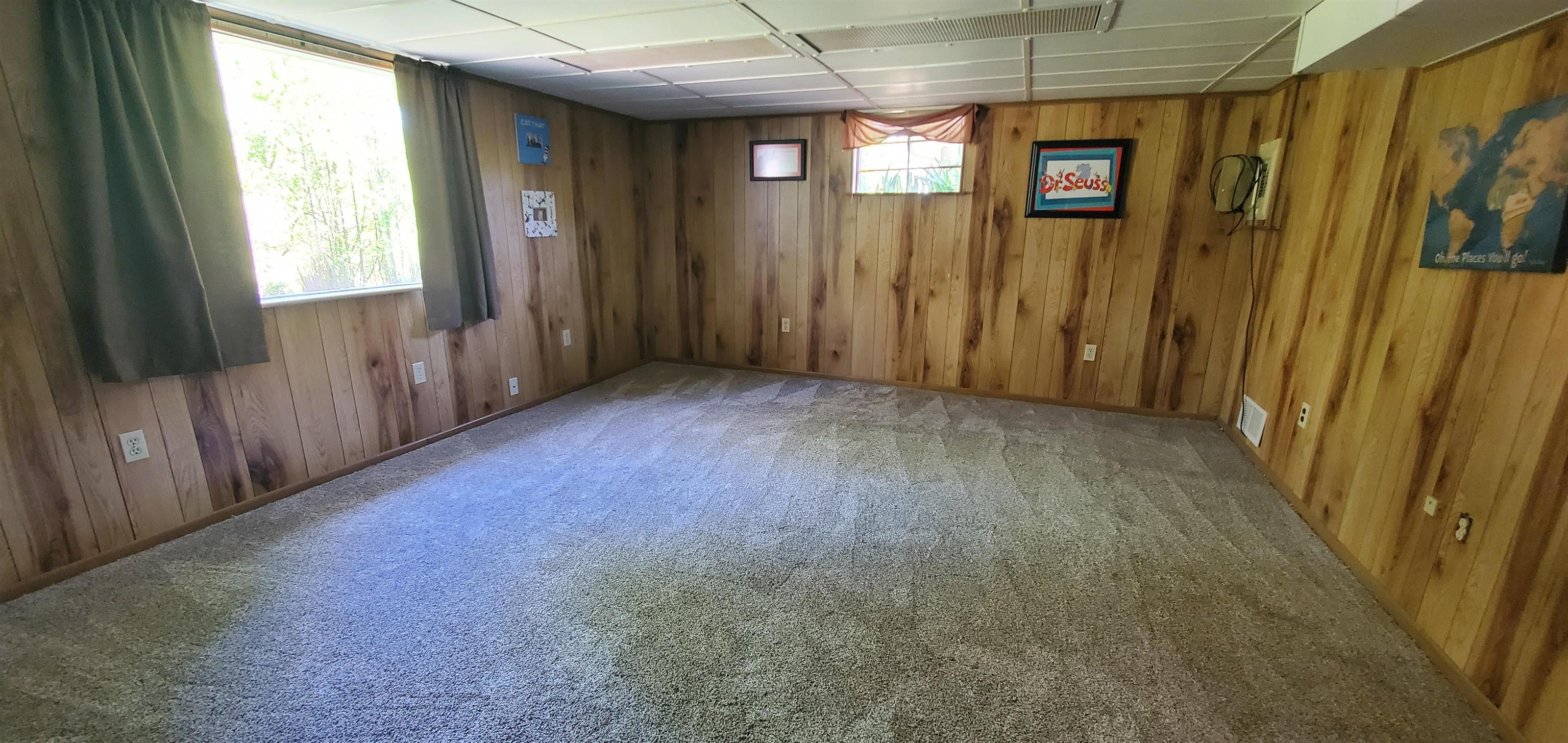 239 Robin Road