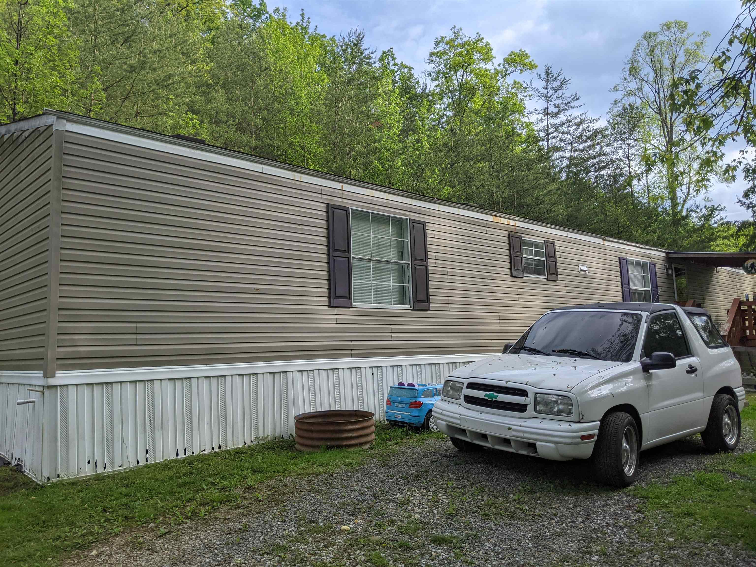 704 Wolfpen Hollow Road