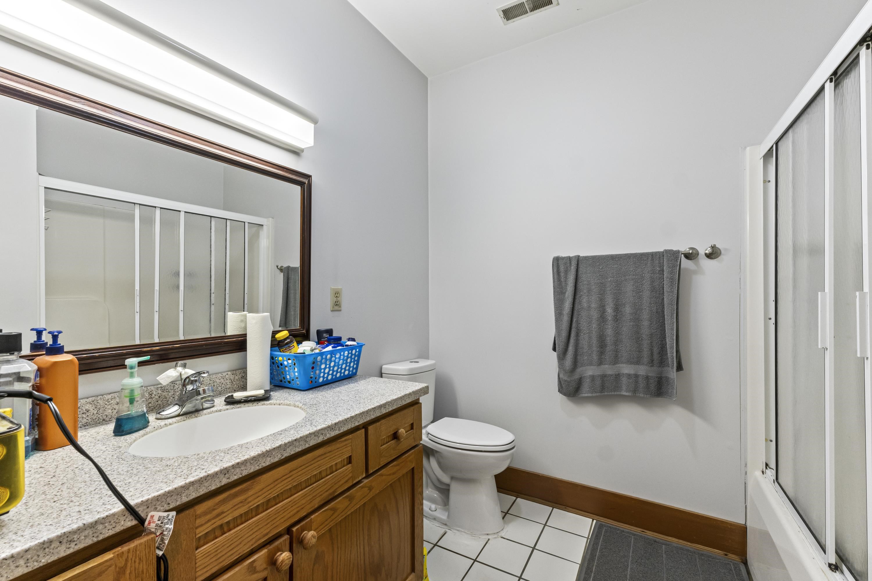2860 Oakwood Court