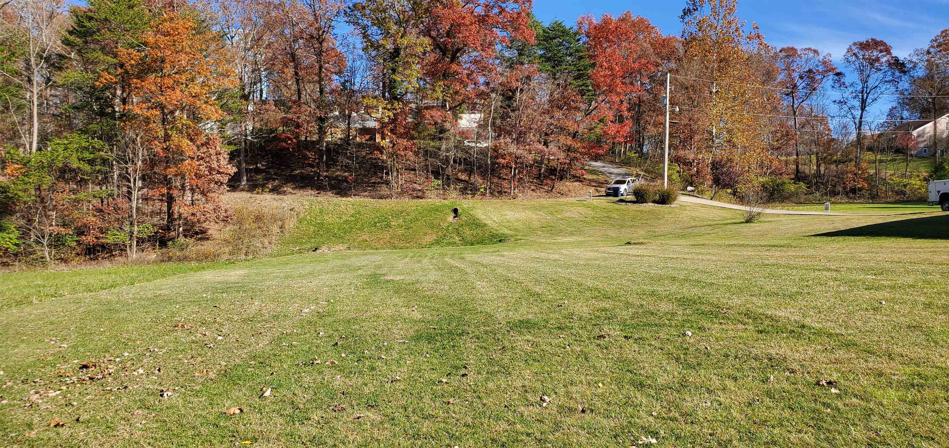 Gloria Avenue, Lot 4