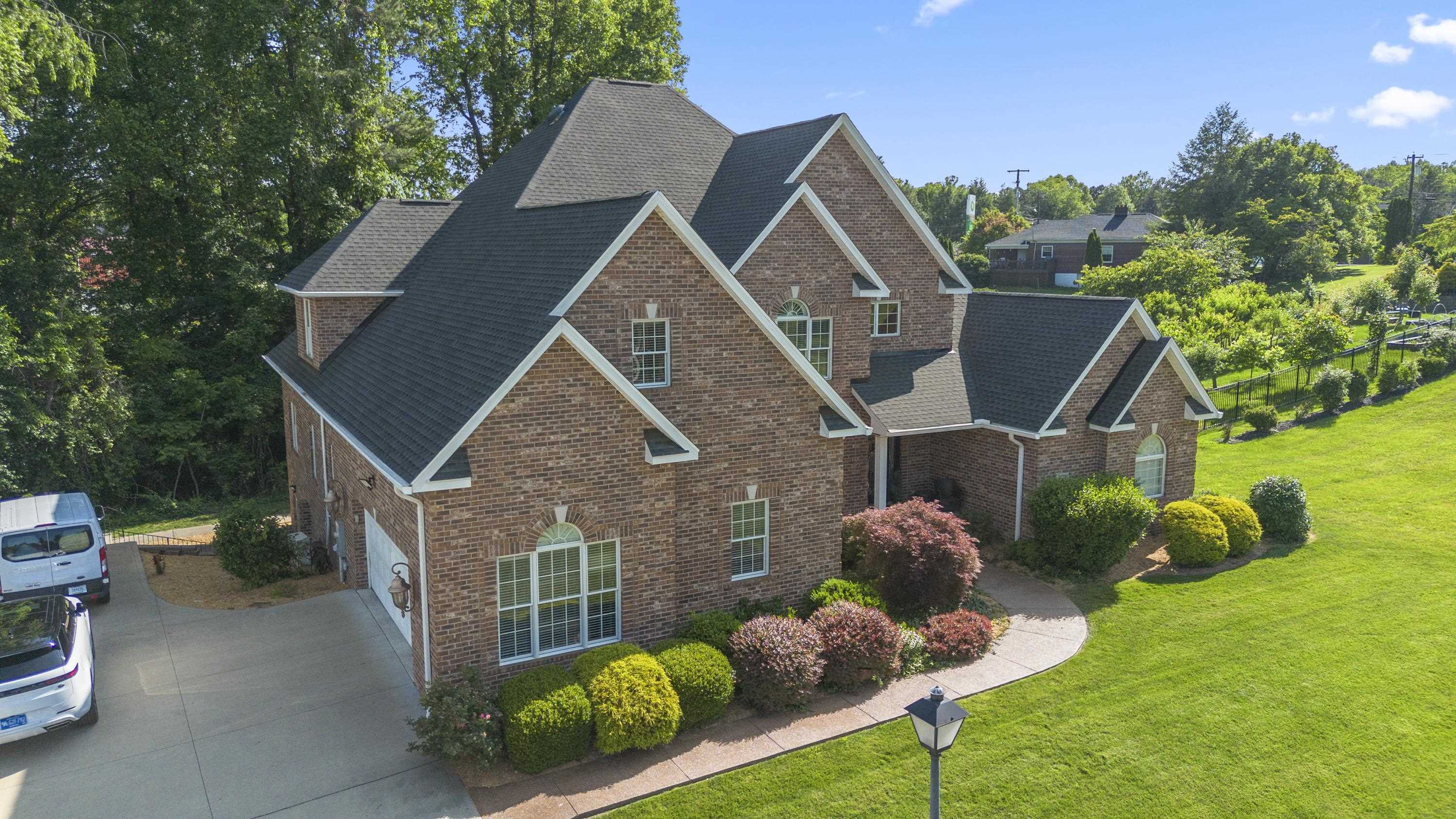 1271 Ivy Creek