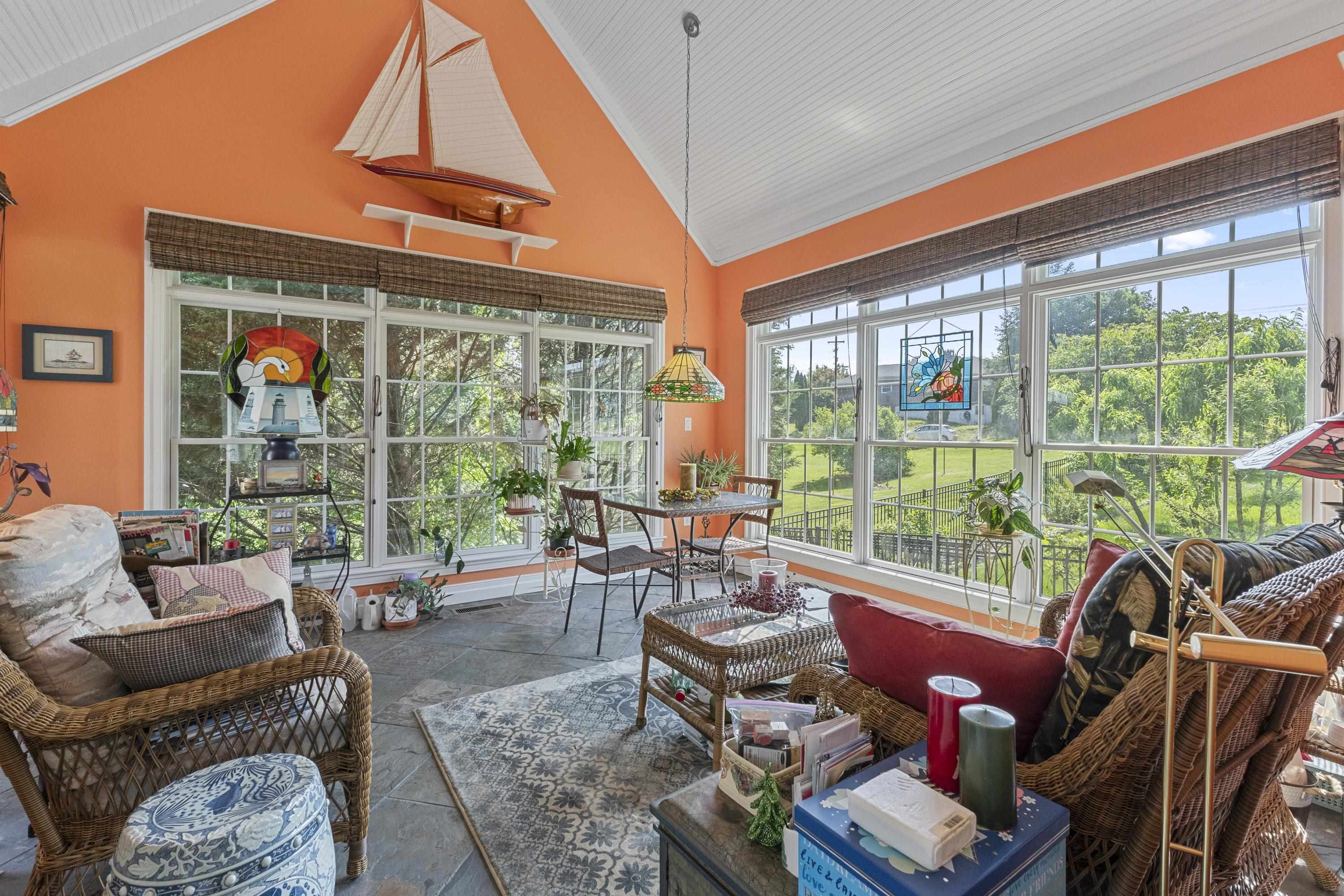 1271 Ivy Creek