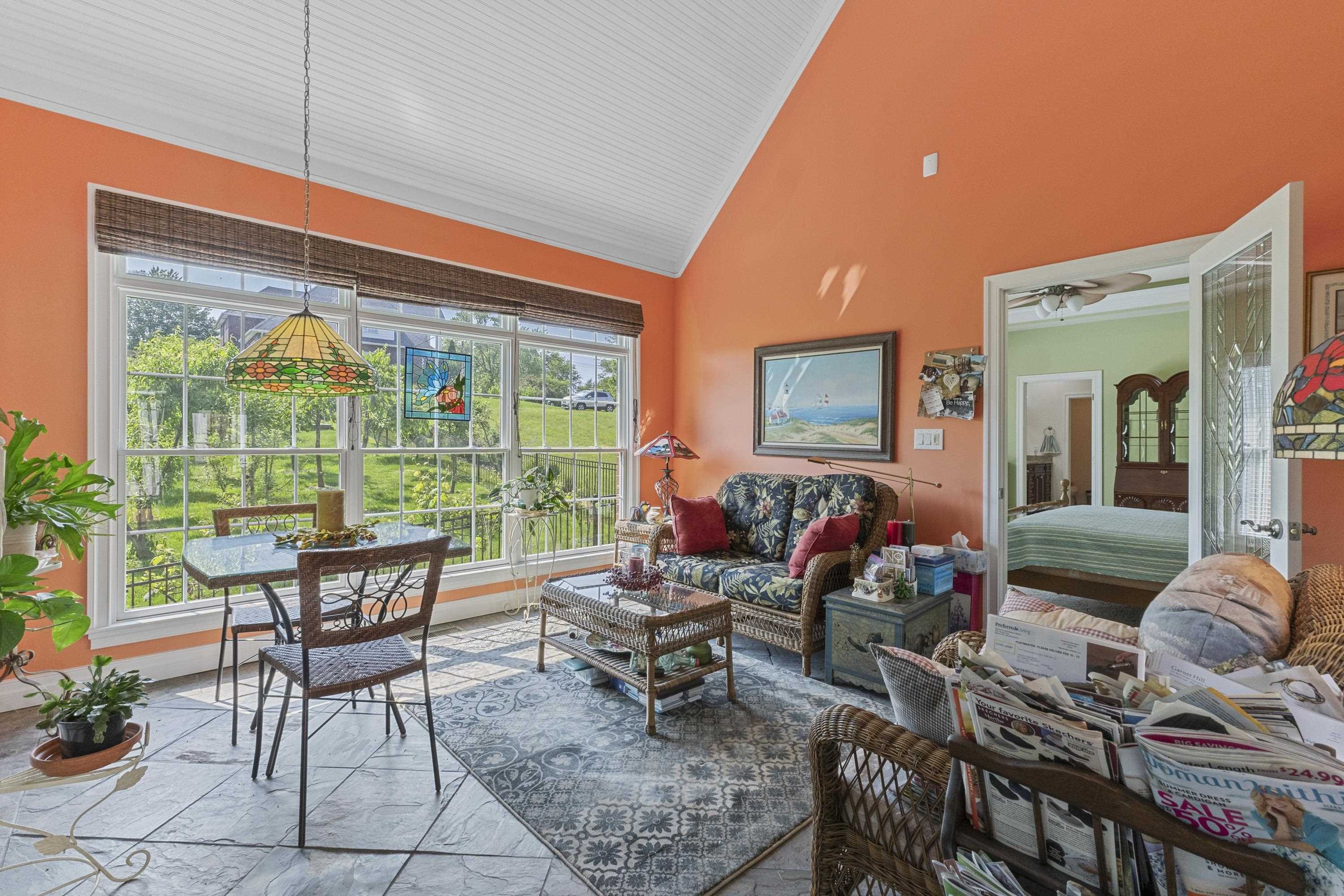1271 Ivy Creek