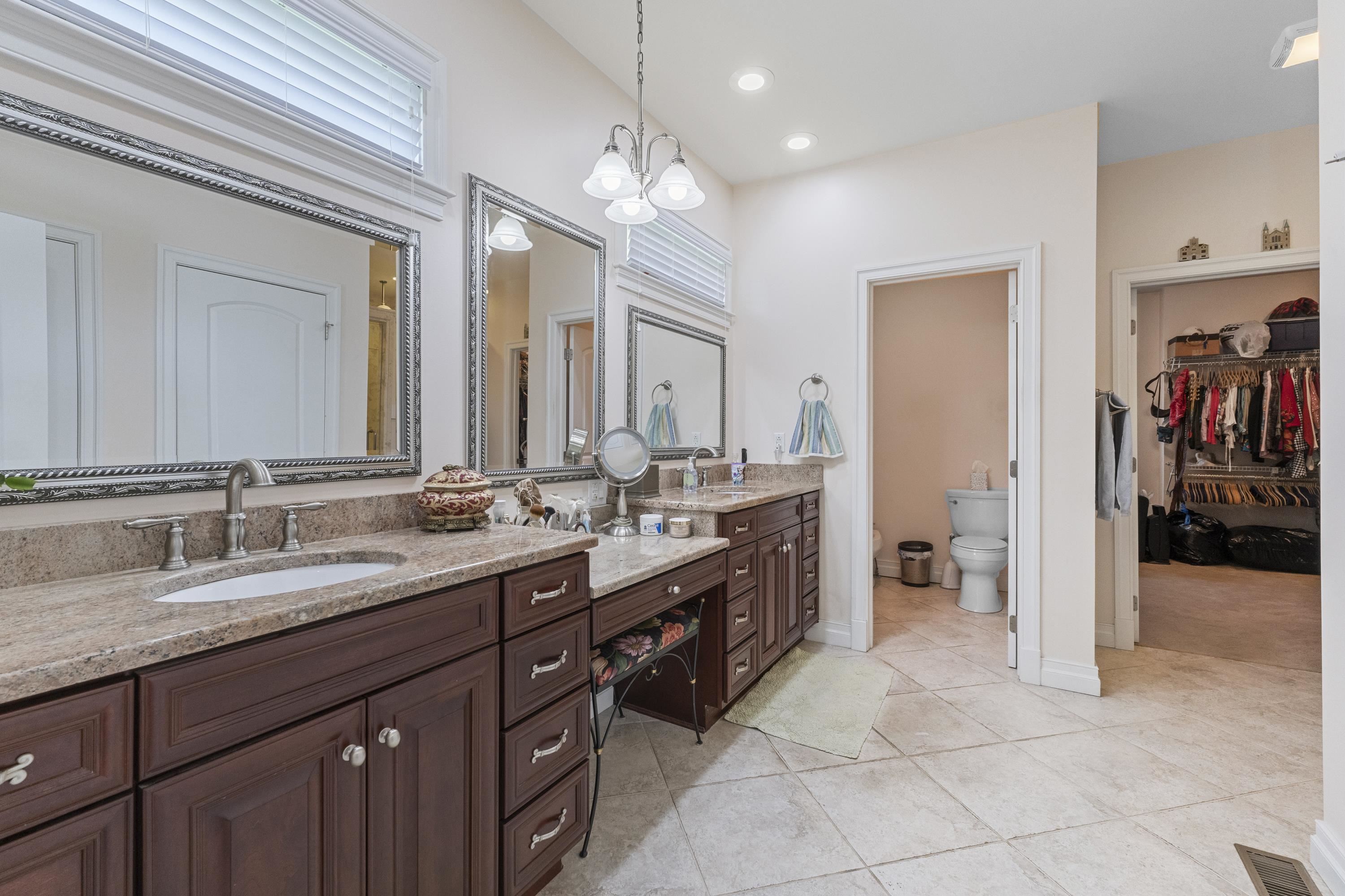 1271 Ivy Creek