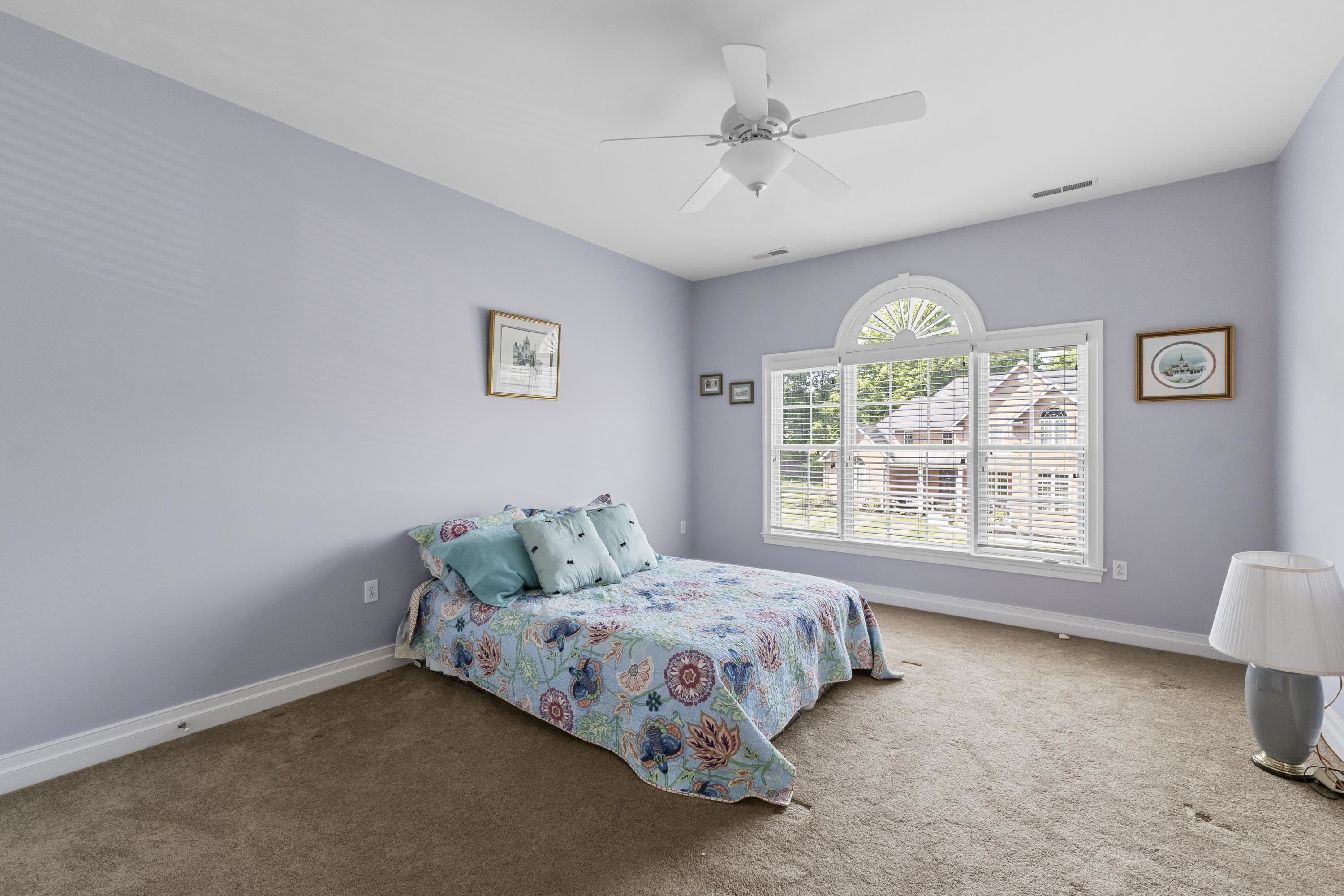 1271 Ivy Creek