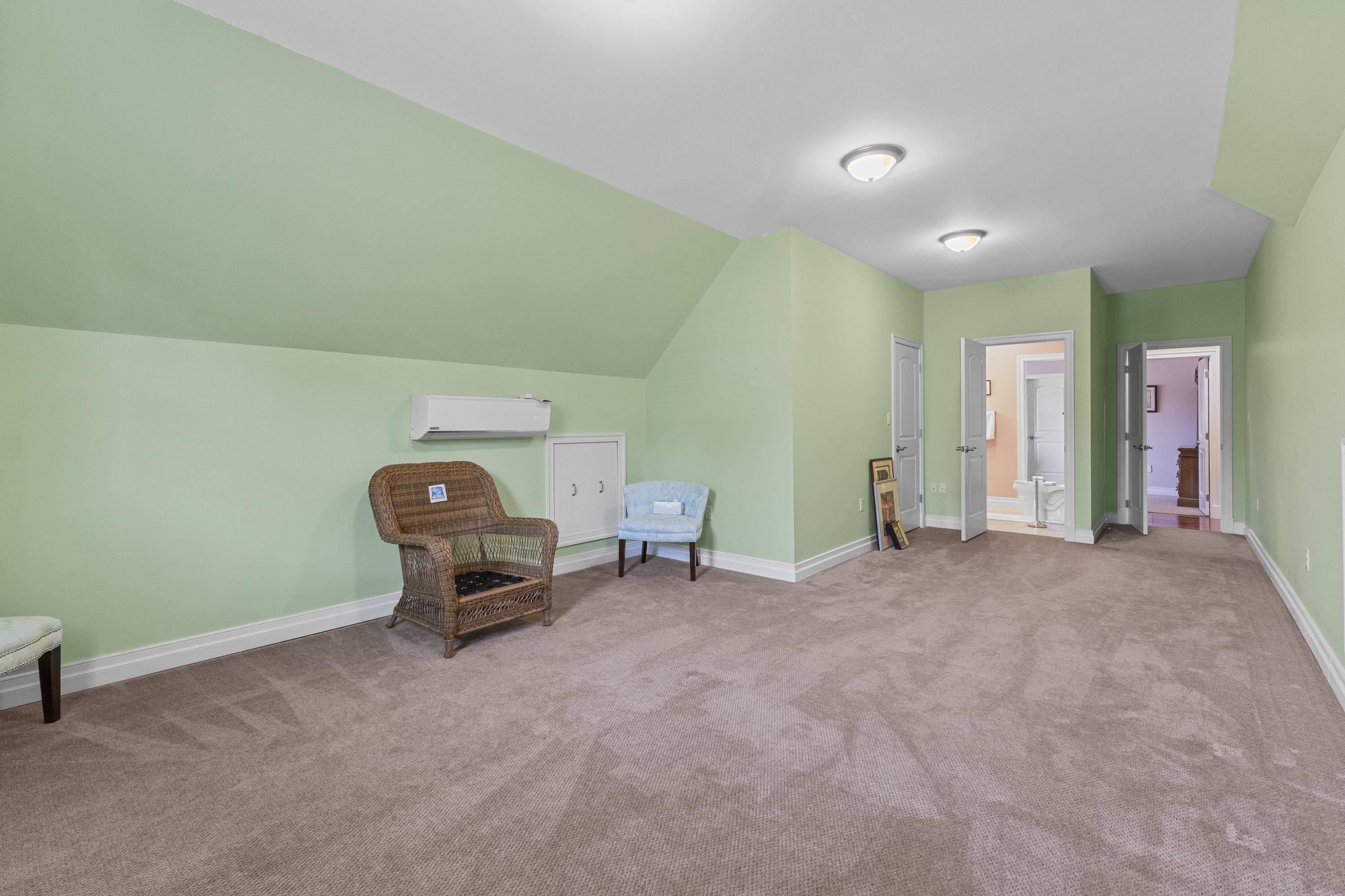 1271 Ivy Creek