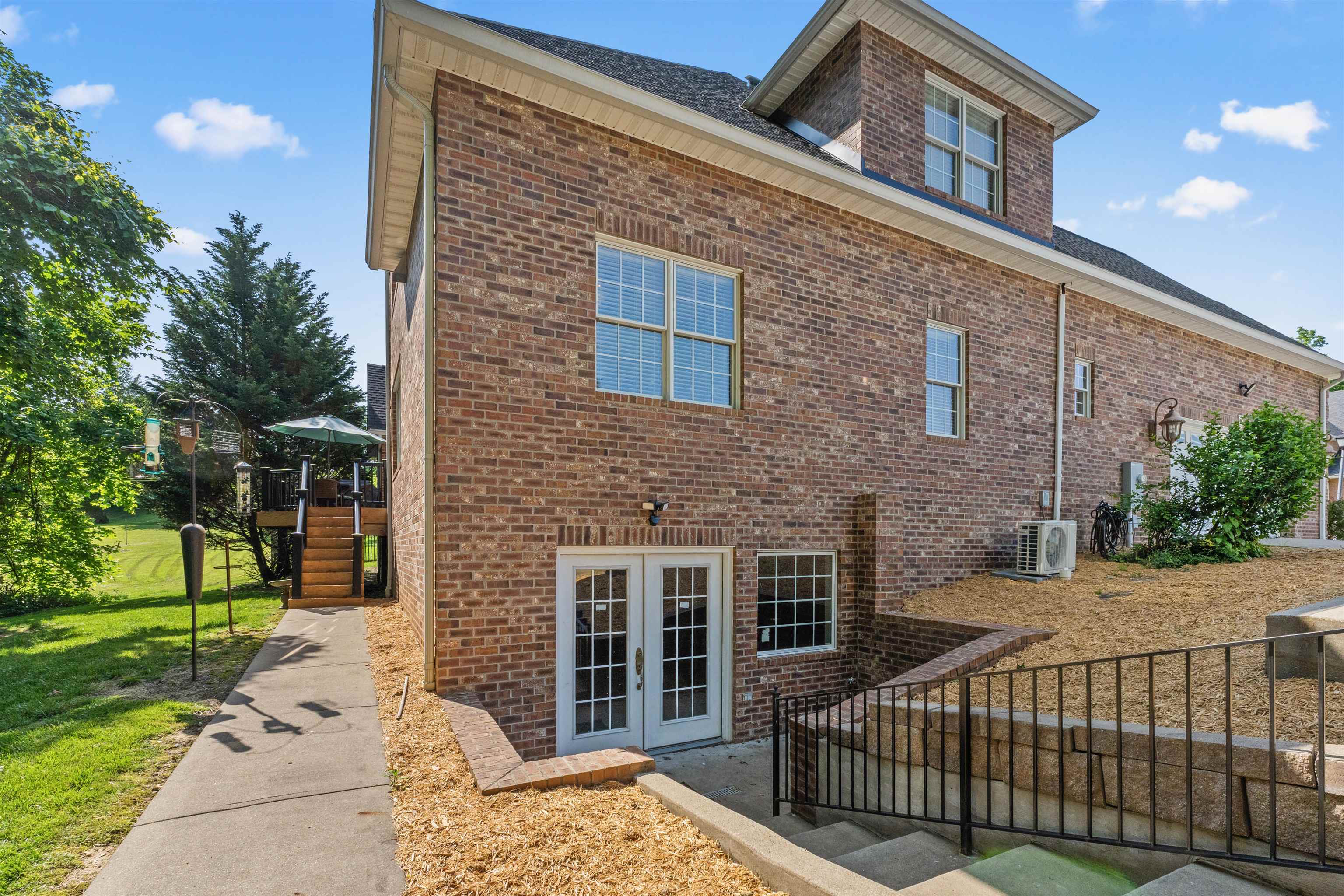 1271 Ivy Creek