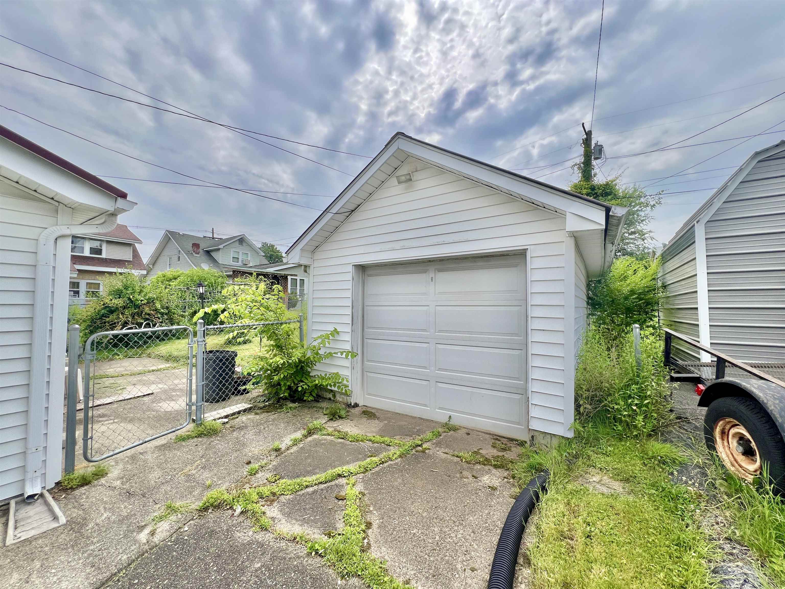 2410 Roosevelt Avenue
