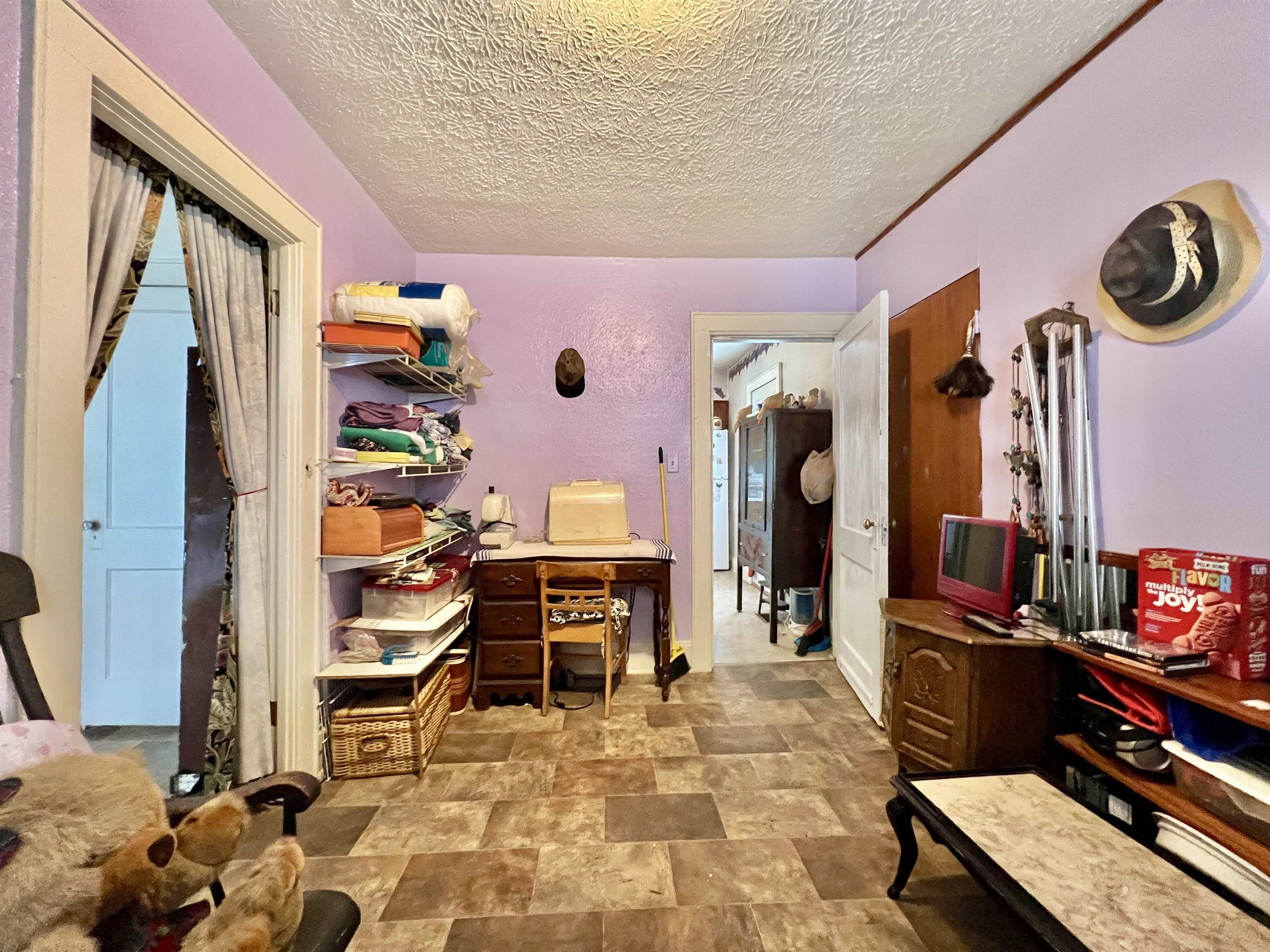 2410 Roosevelt Avenue