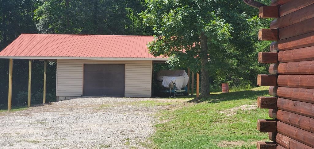 154 Ivy Lane
