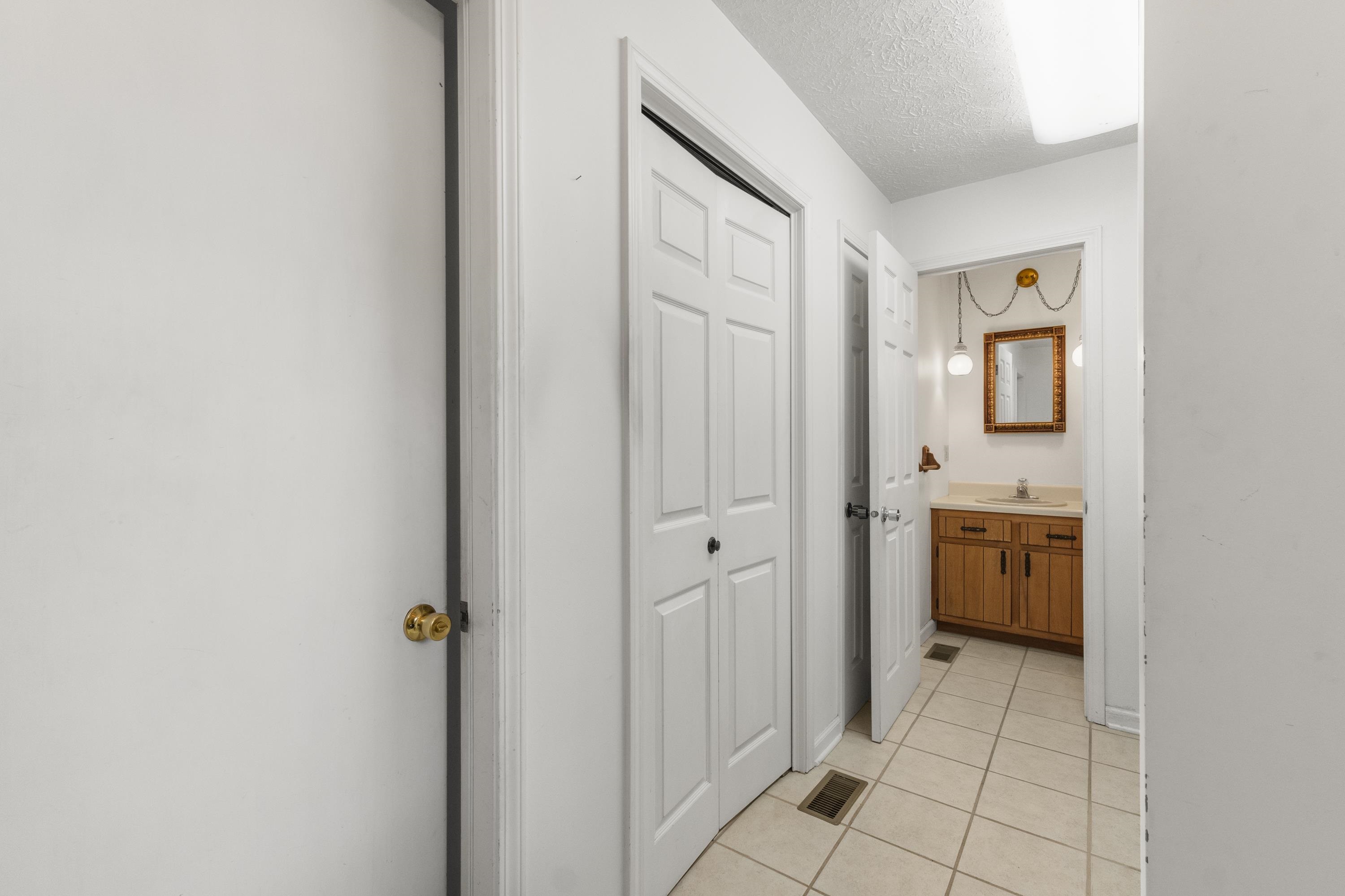 2402 Cherrywood Court