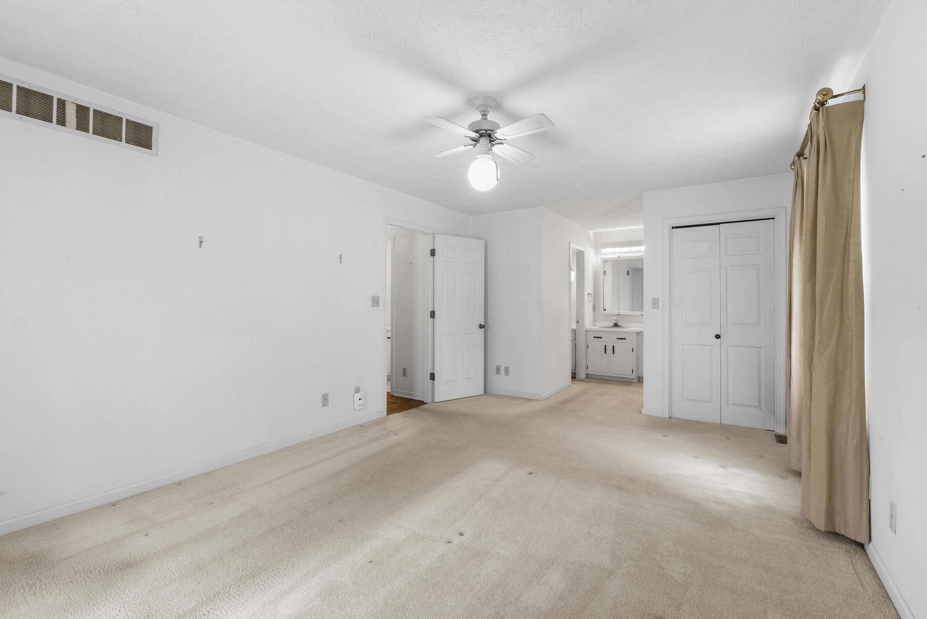 2402 Cherrywood Court