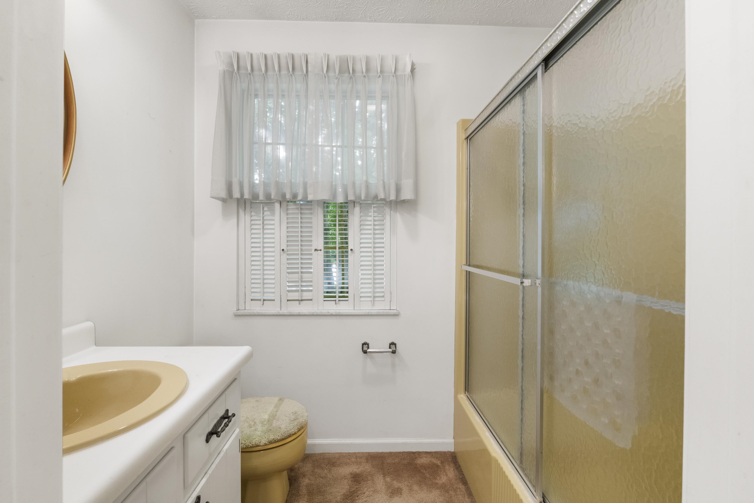 2402 Cherrywood Court