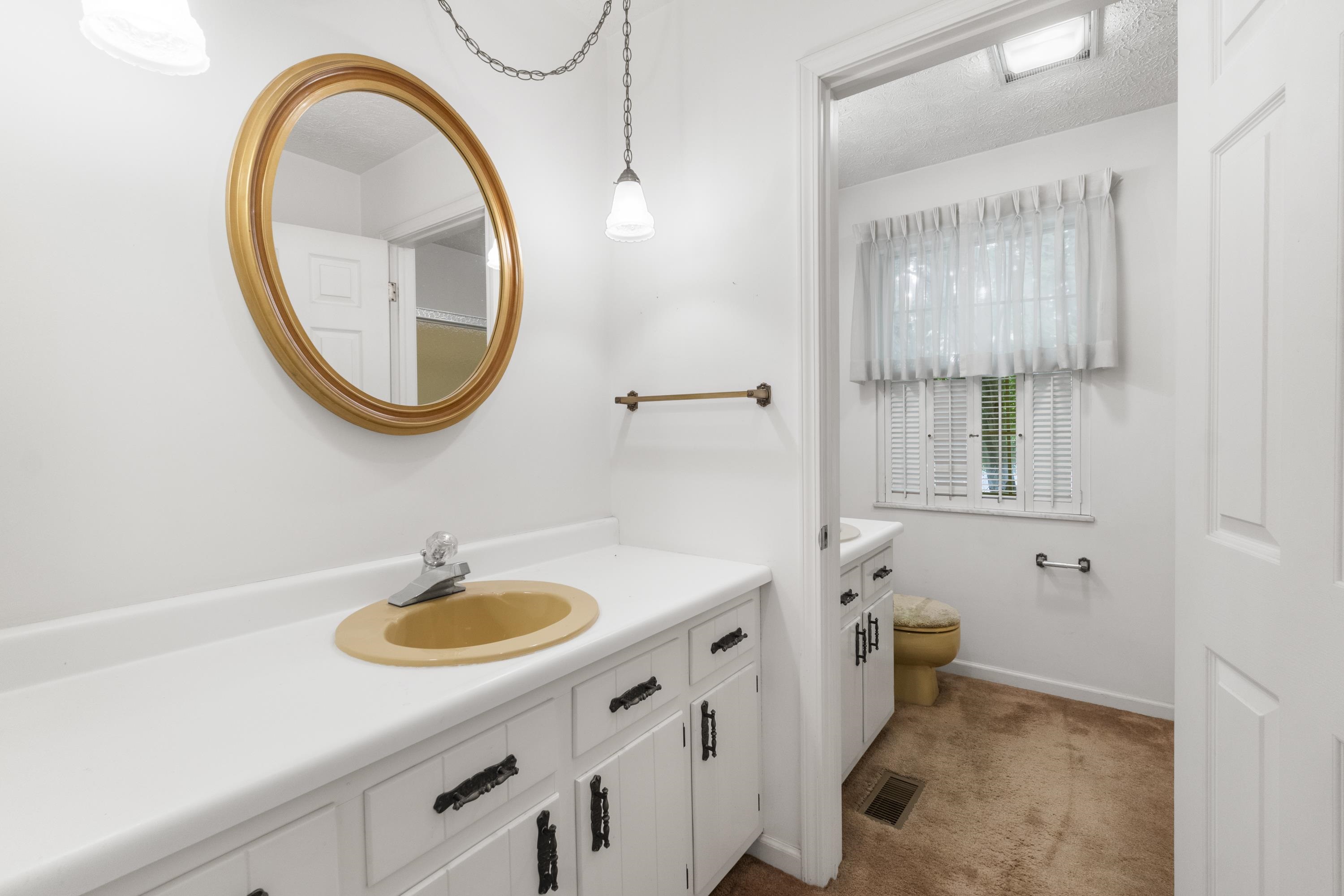 2402 Cherrywood Court