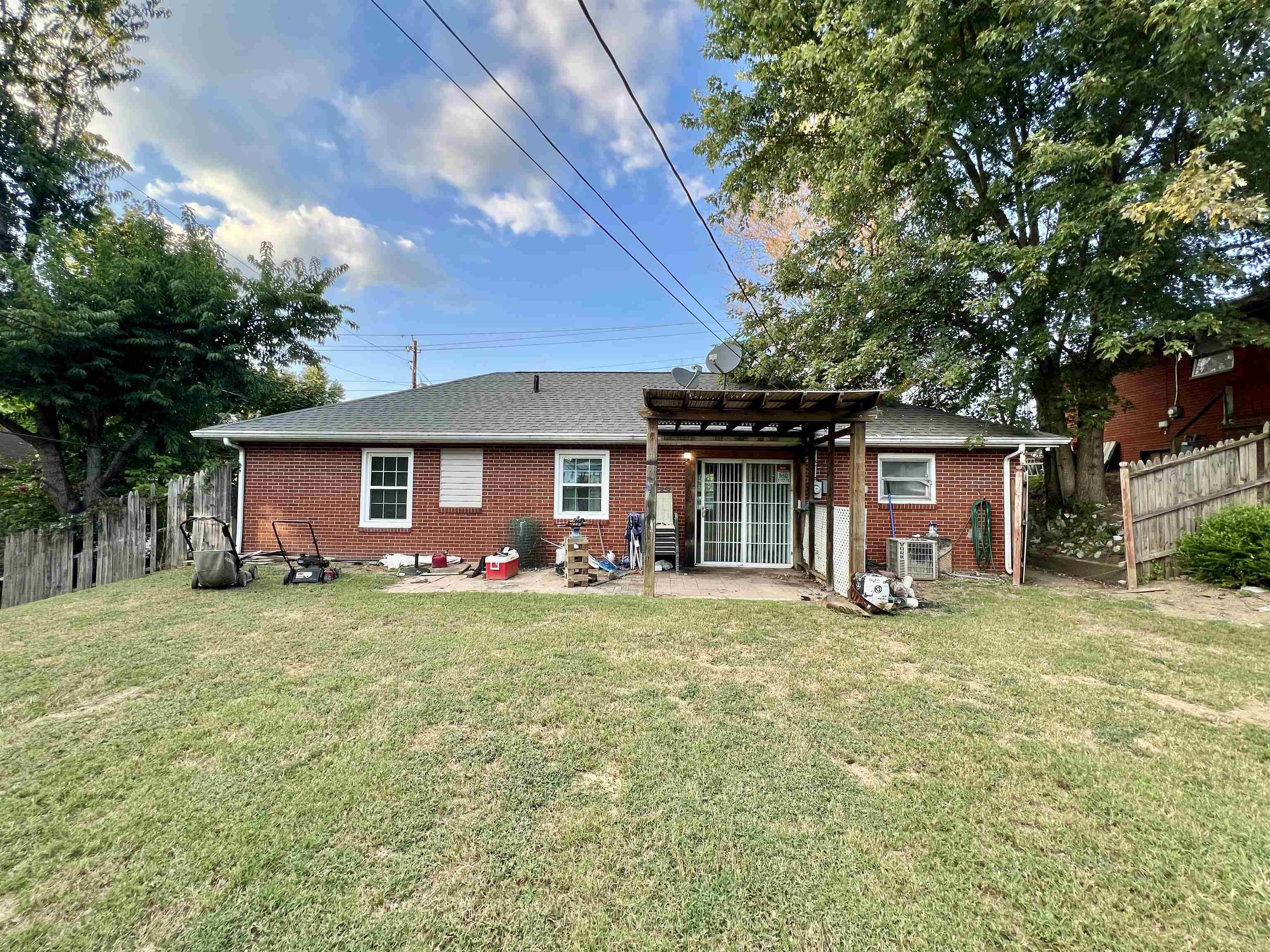 3812 Blackburn Avenue