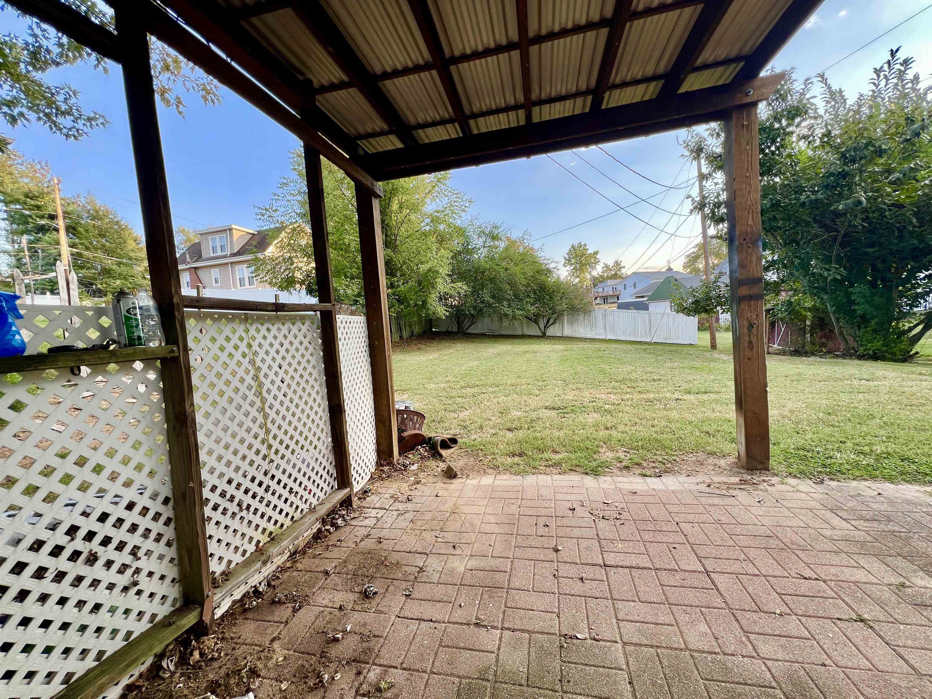 3812 Blackburn Avenue