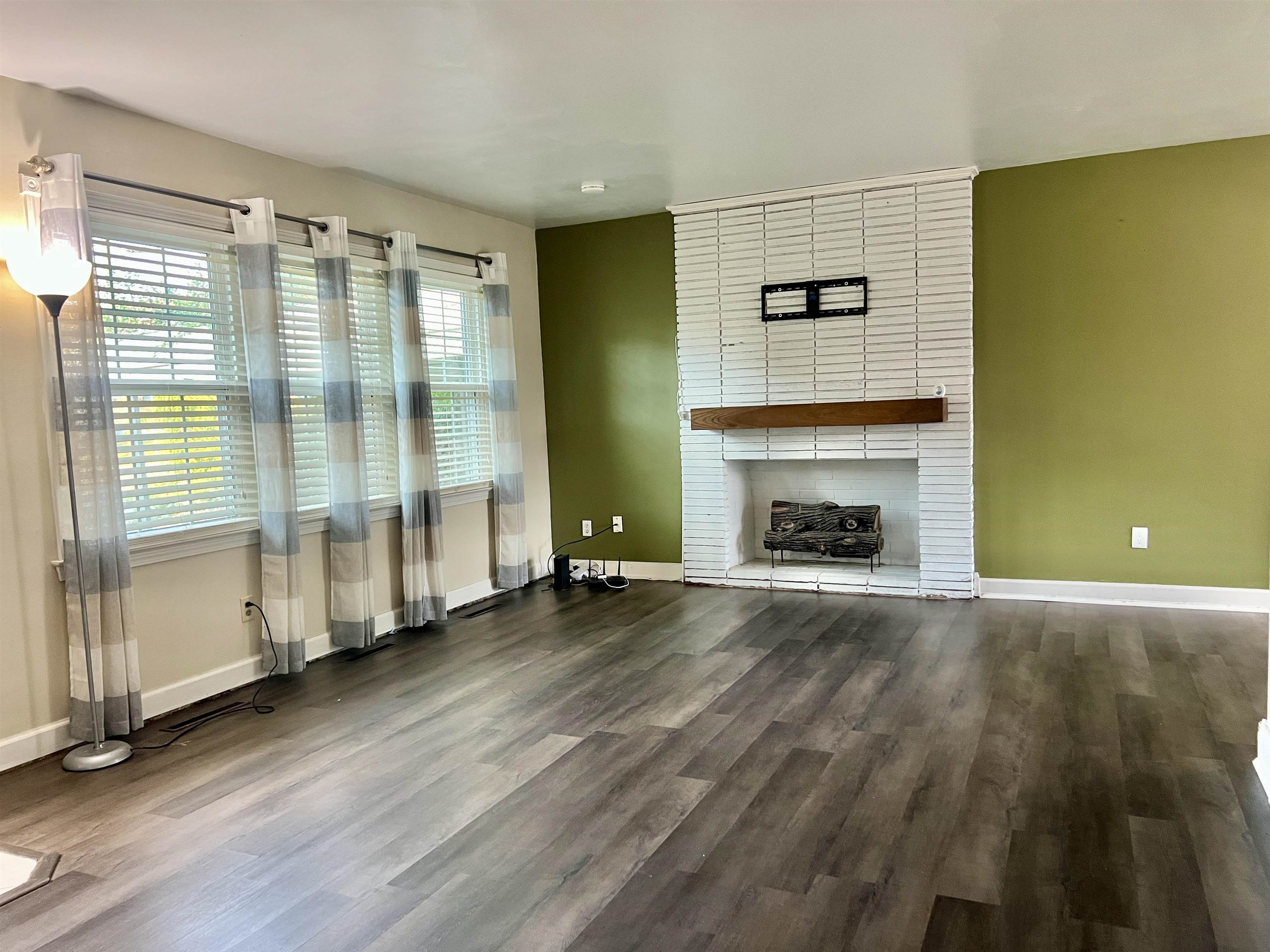 3812 Blackburn Avenue