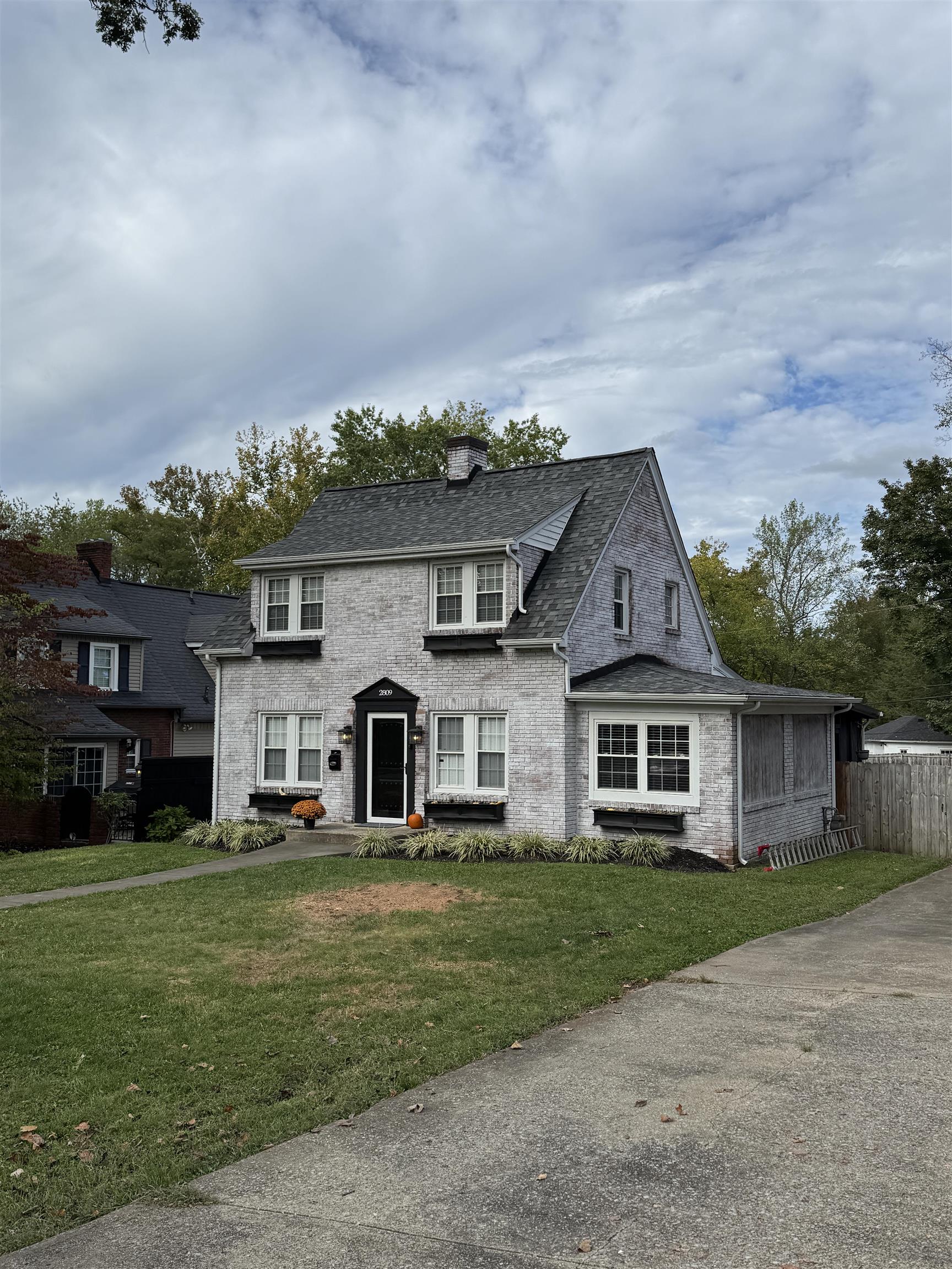 2809 Cumberland Avenue