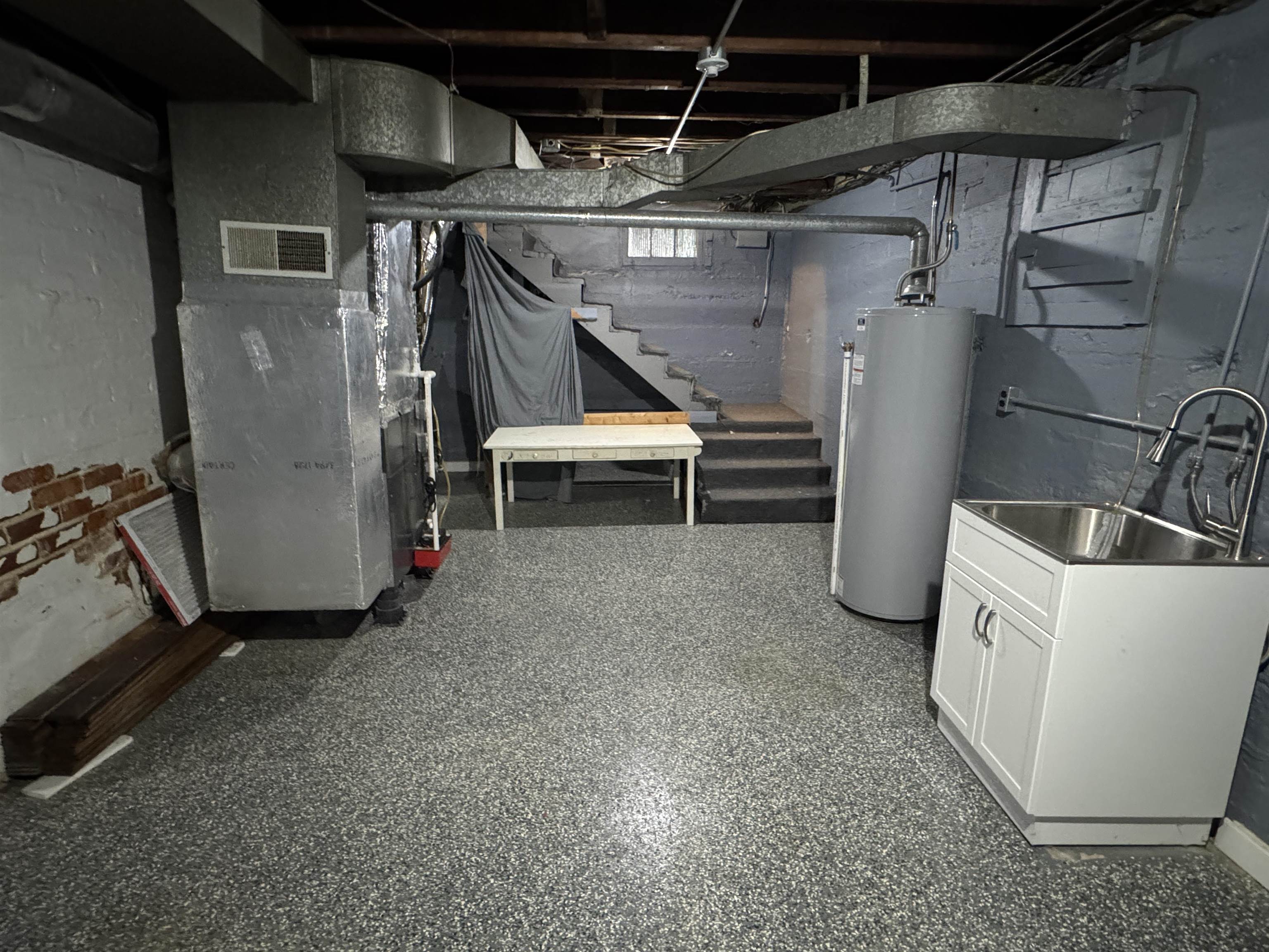 2809 Cumberland Avenue