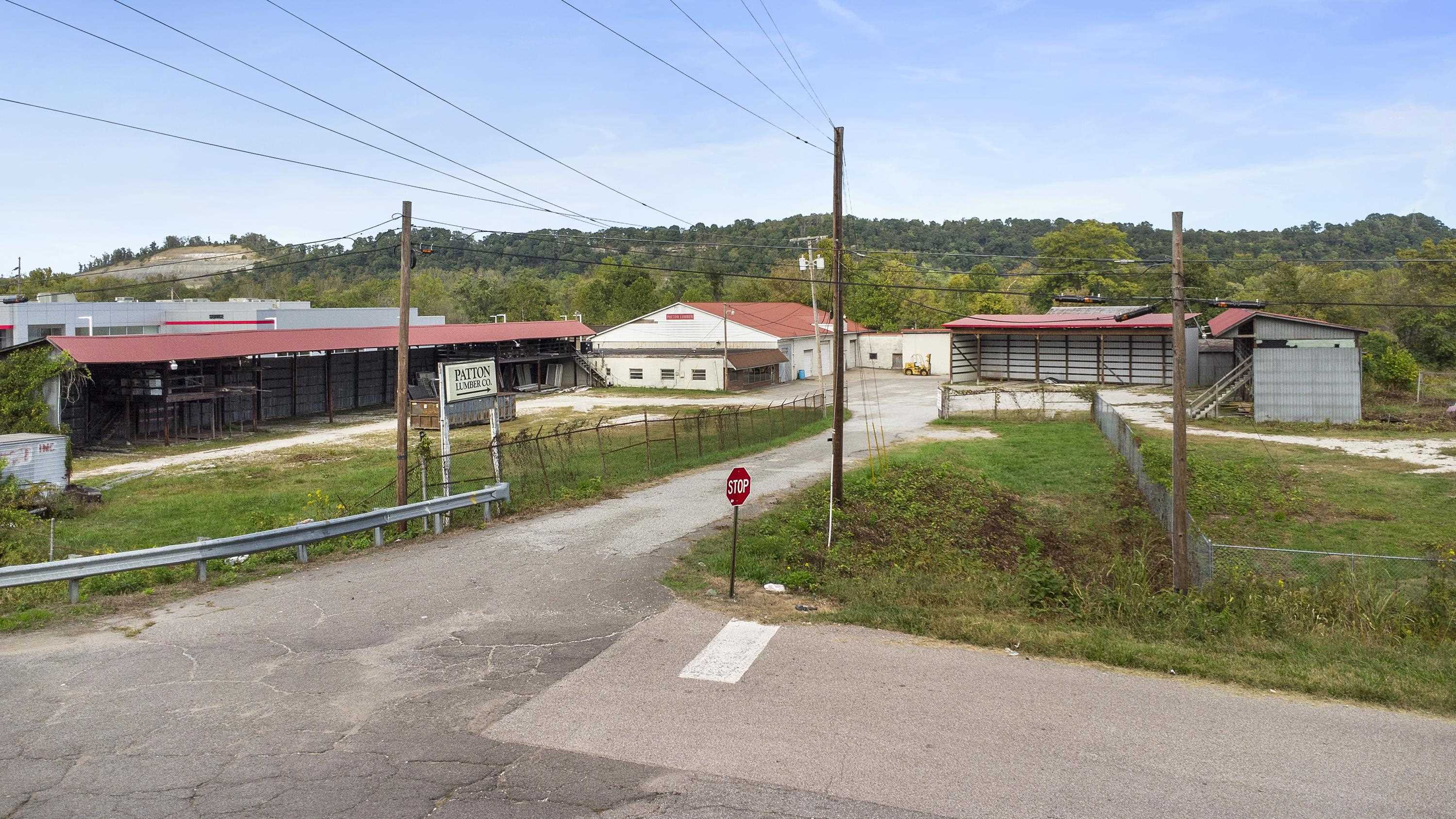 3571 Winchester Avenue