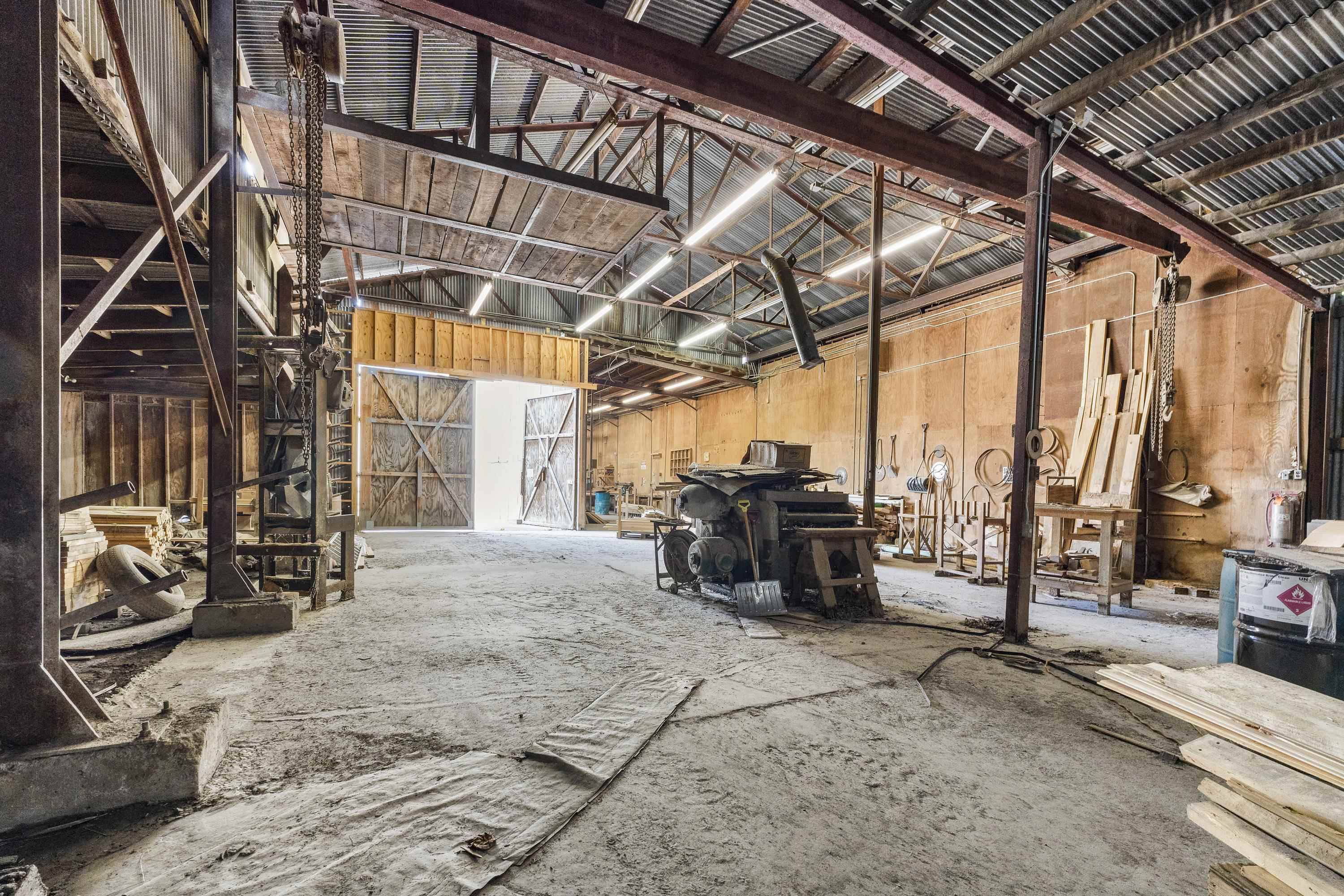 3571 Winchester Avenue