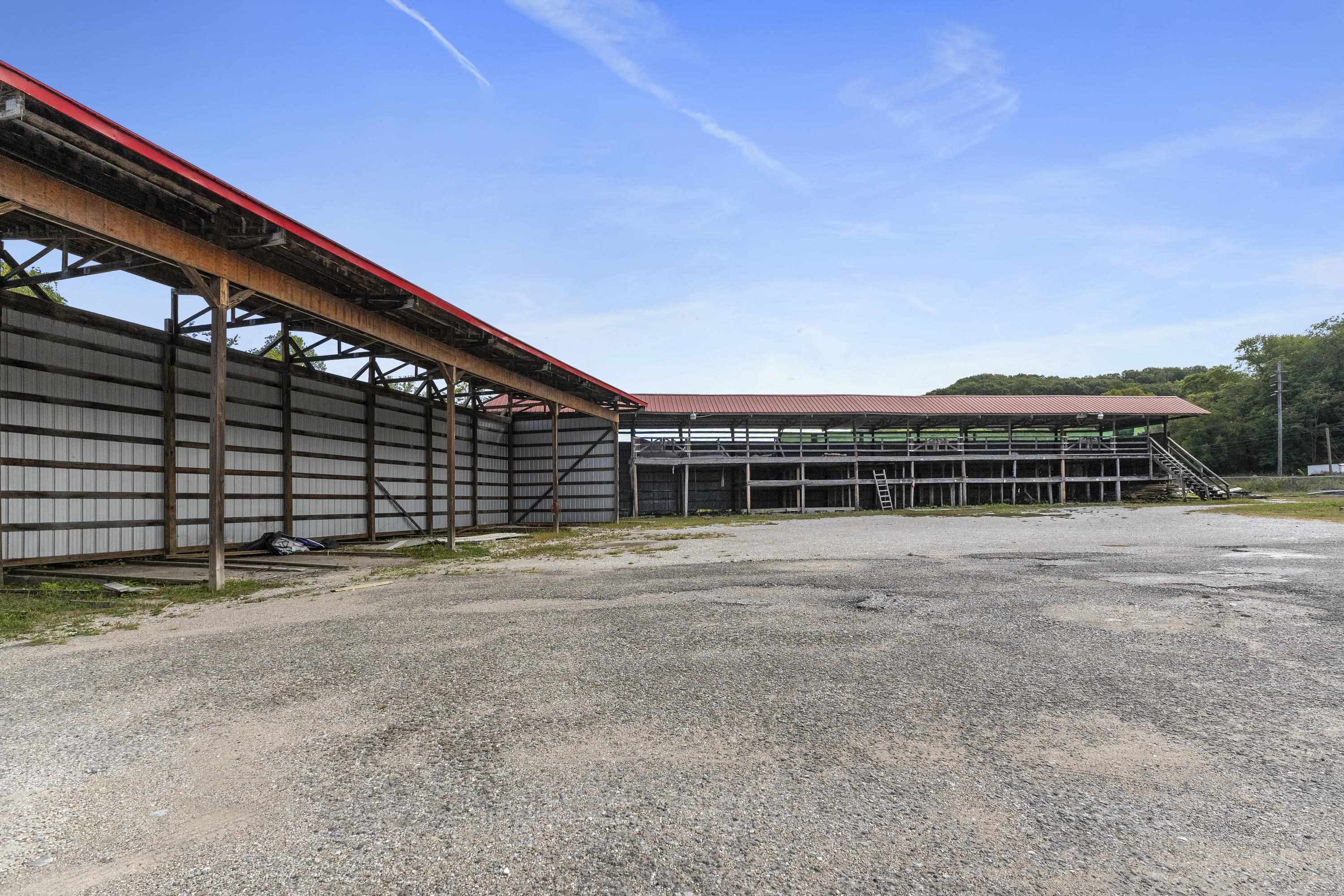 3571 Winchester Avenue