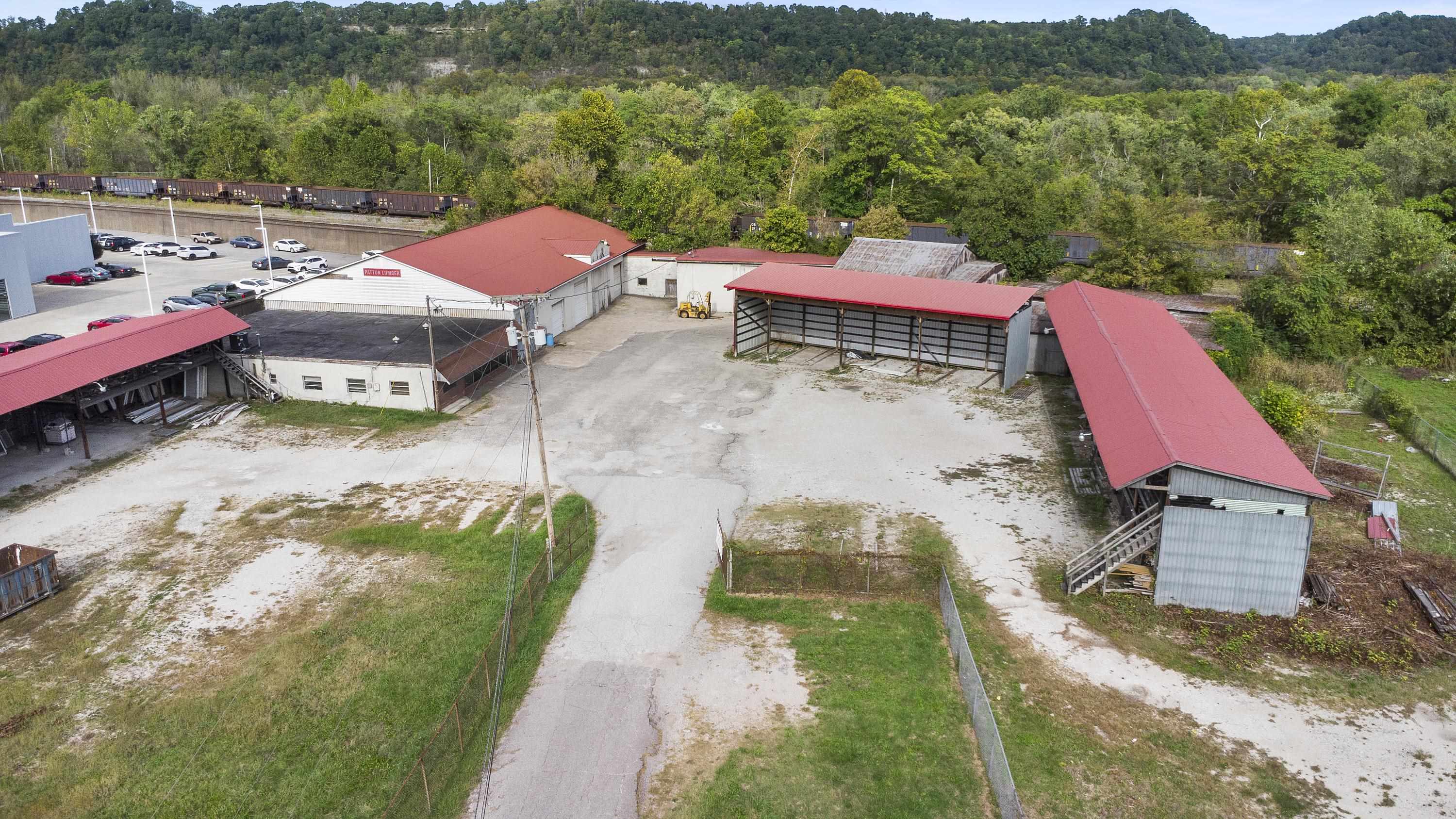 3571 Winchester Avenue