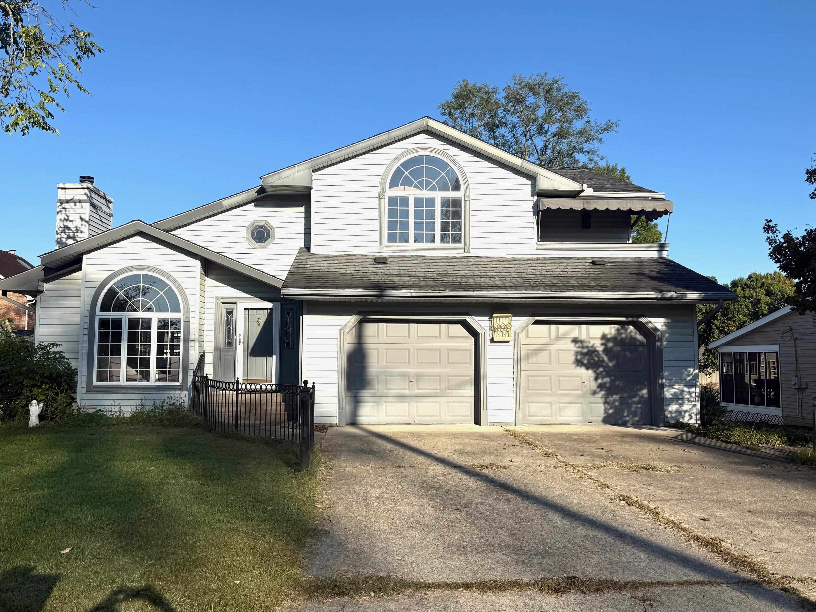 2451 Henderson Street