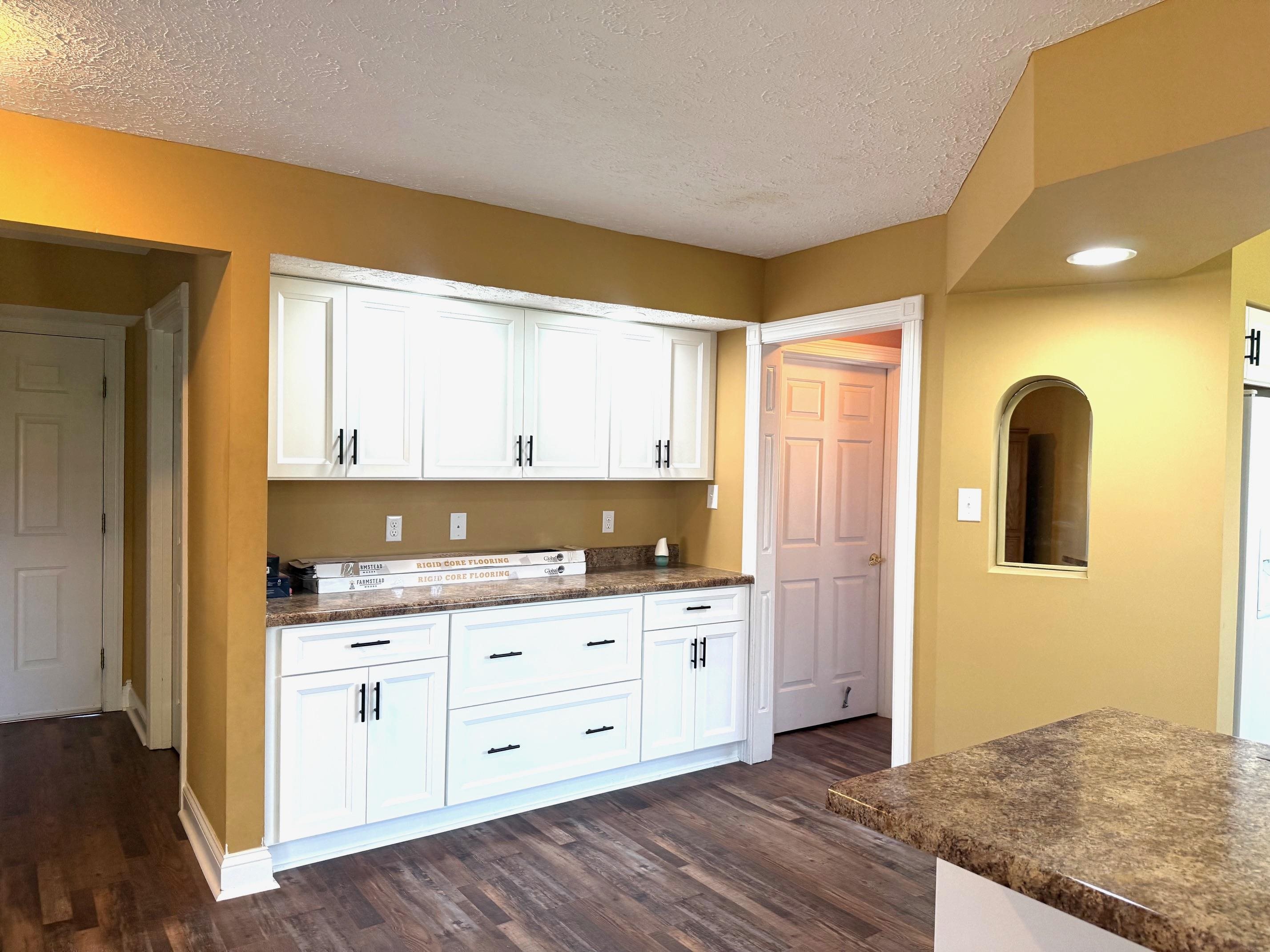 2451 Henderson Street