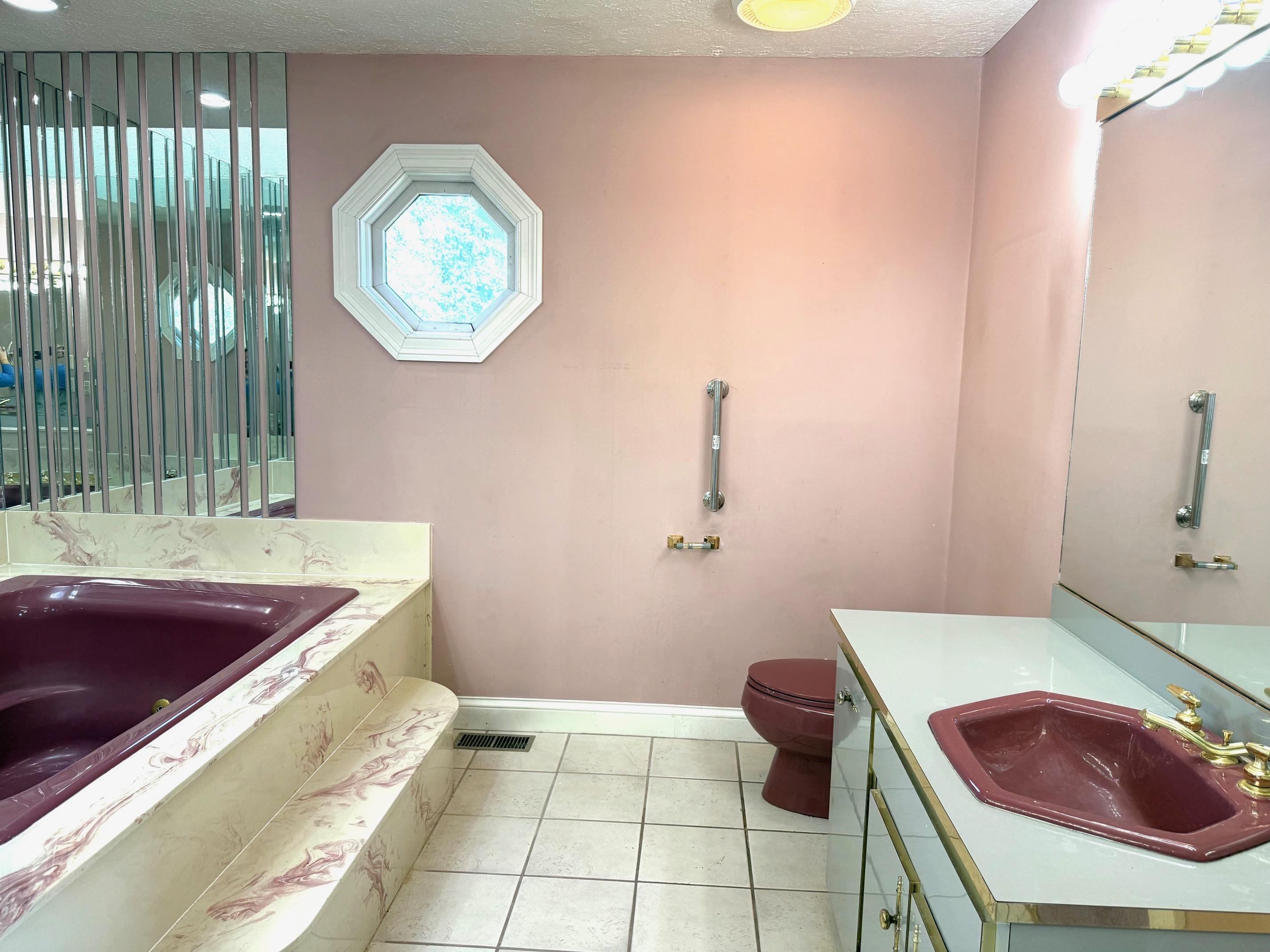 2451 Henderson Street