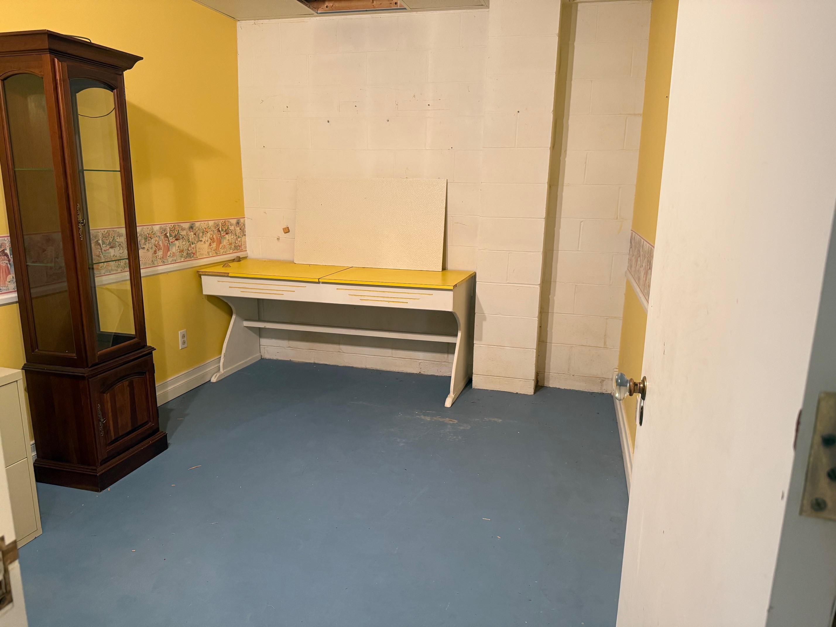 2451 Henderson Street