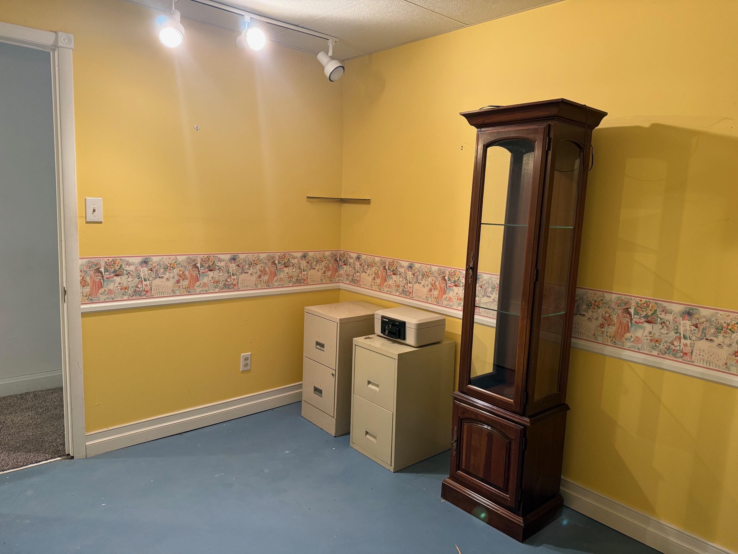 2451 Henderson Street