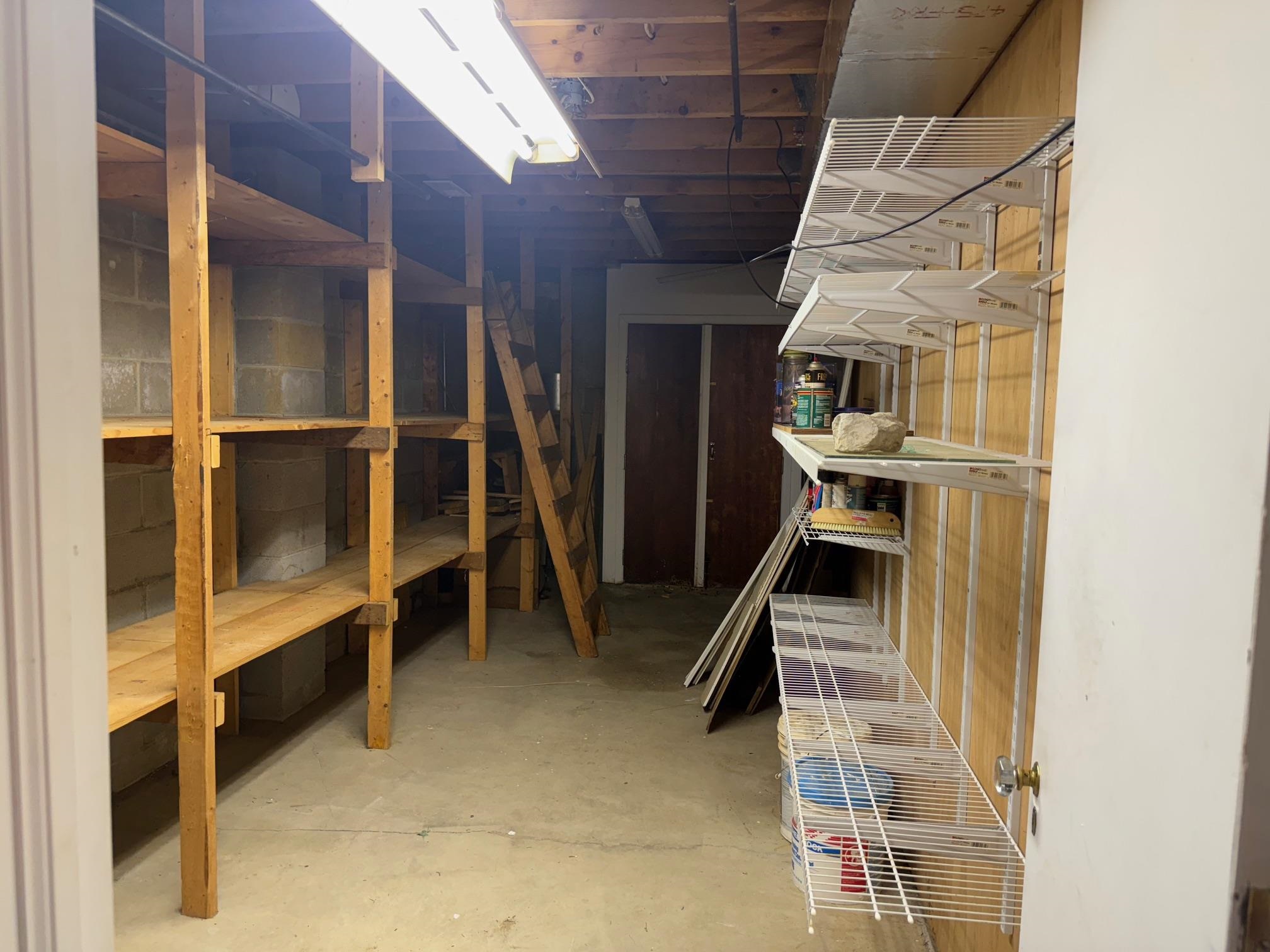 2451 Henderson Street