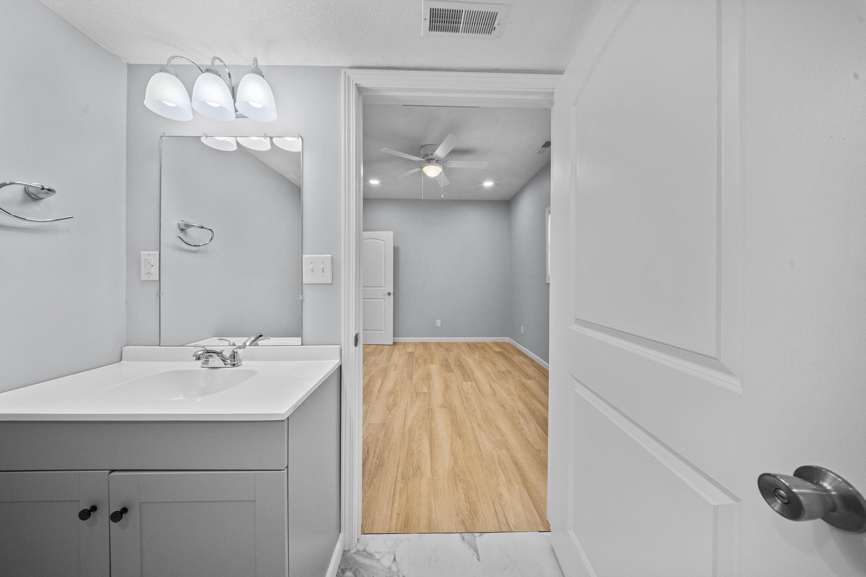 515 Cherrington Street