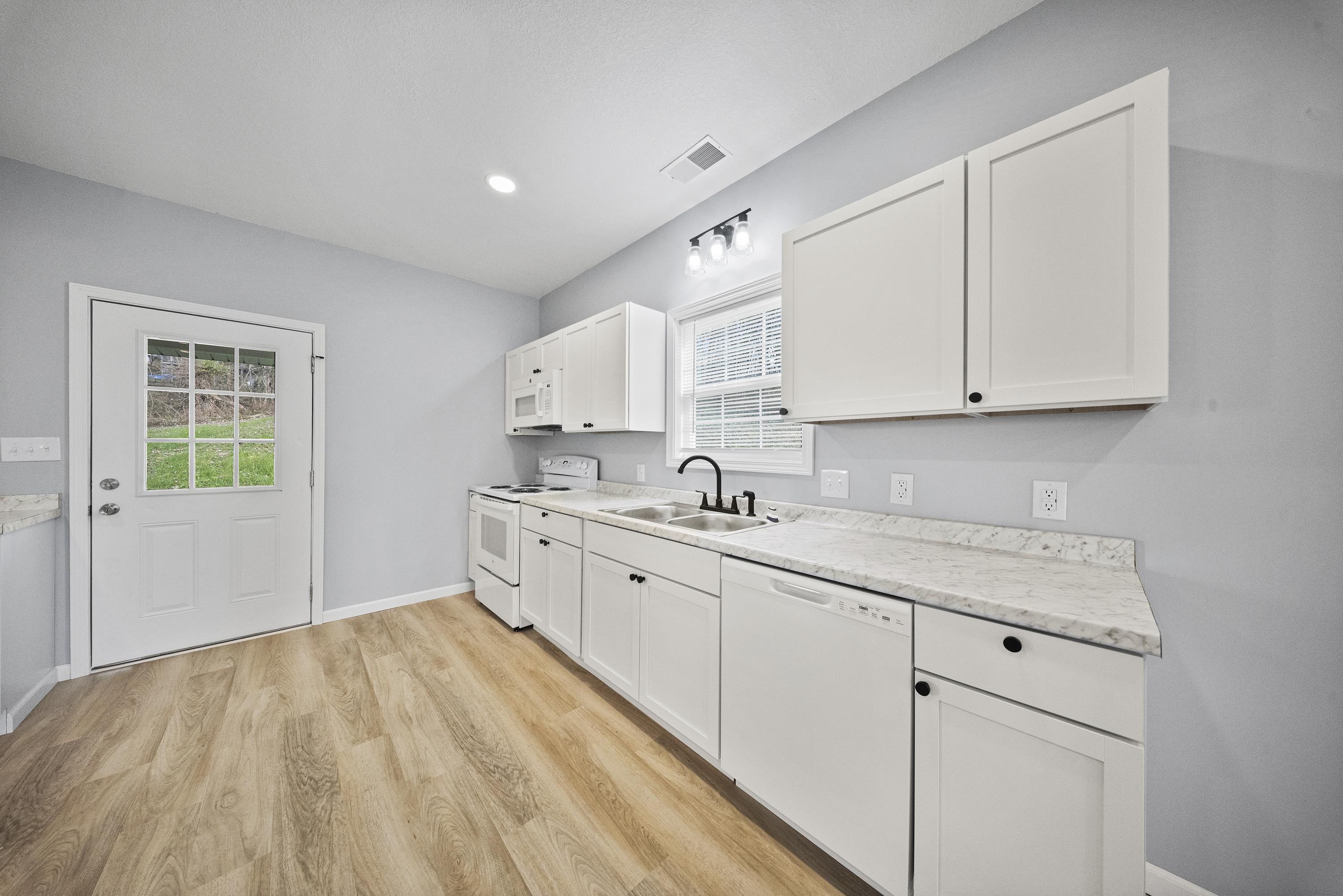 515 Cherrington Street