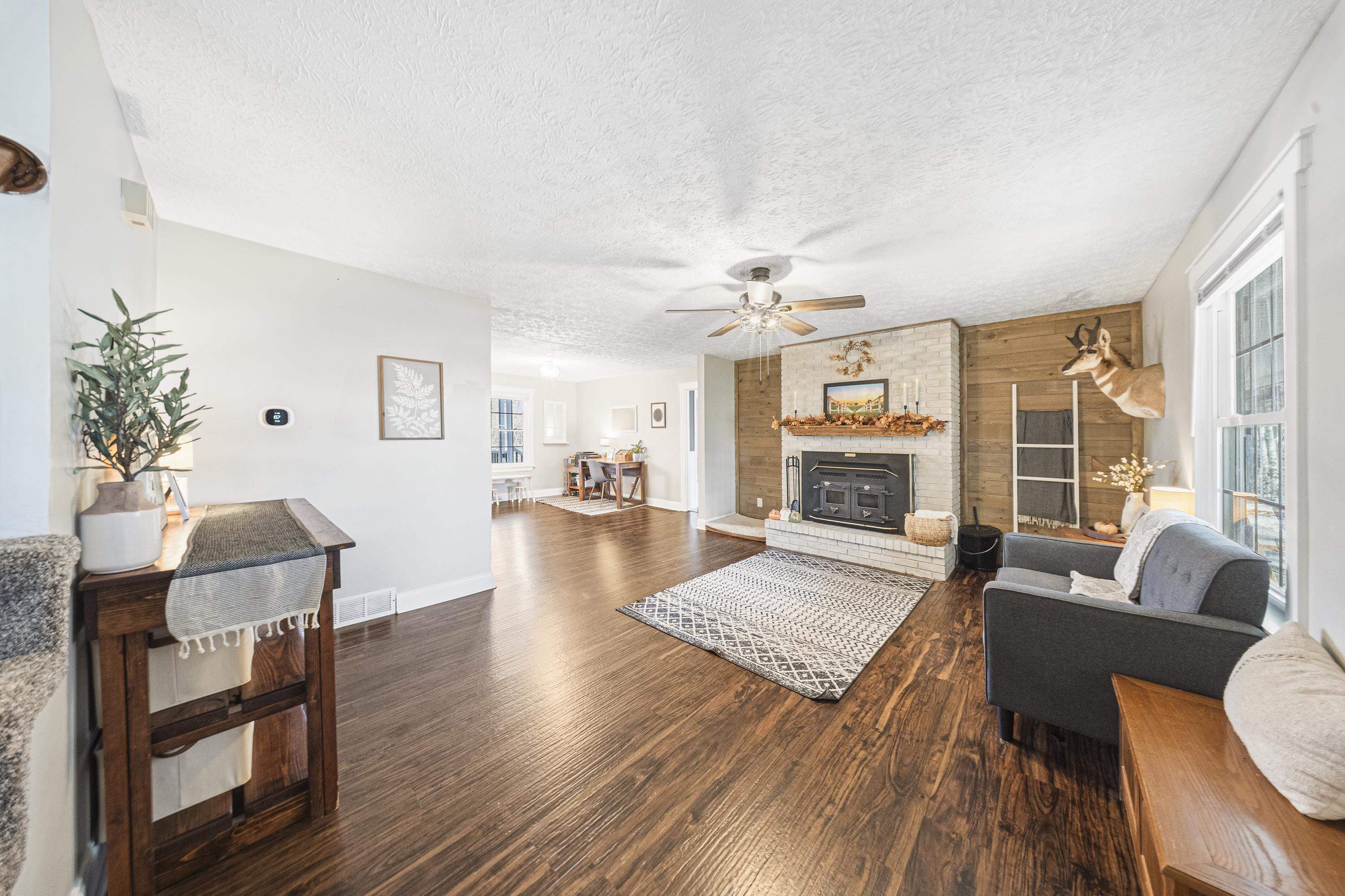 4229 Timberline Drive