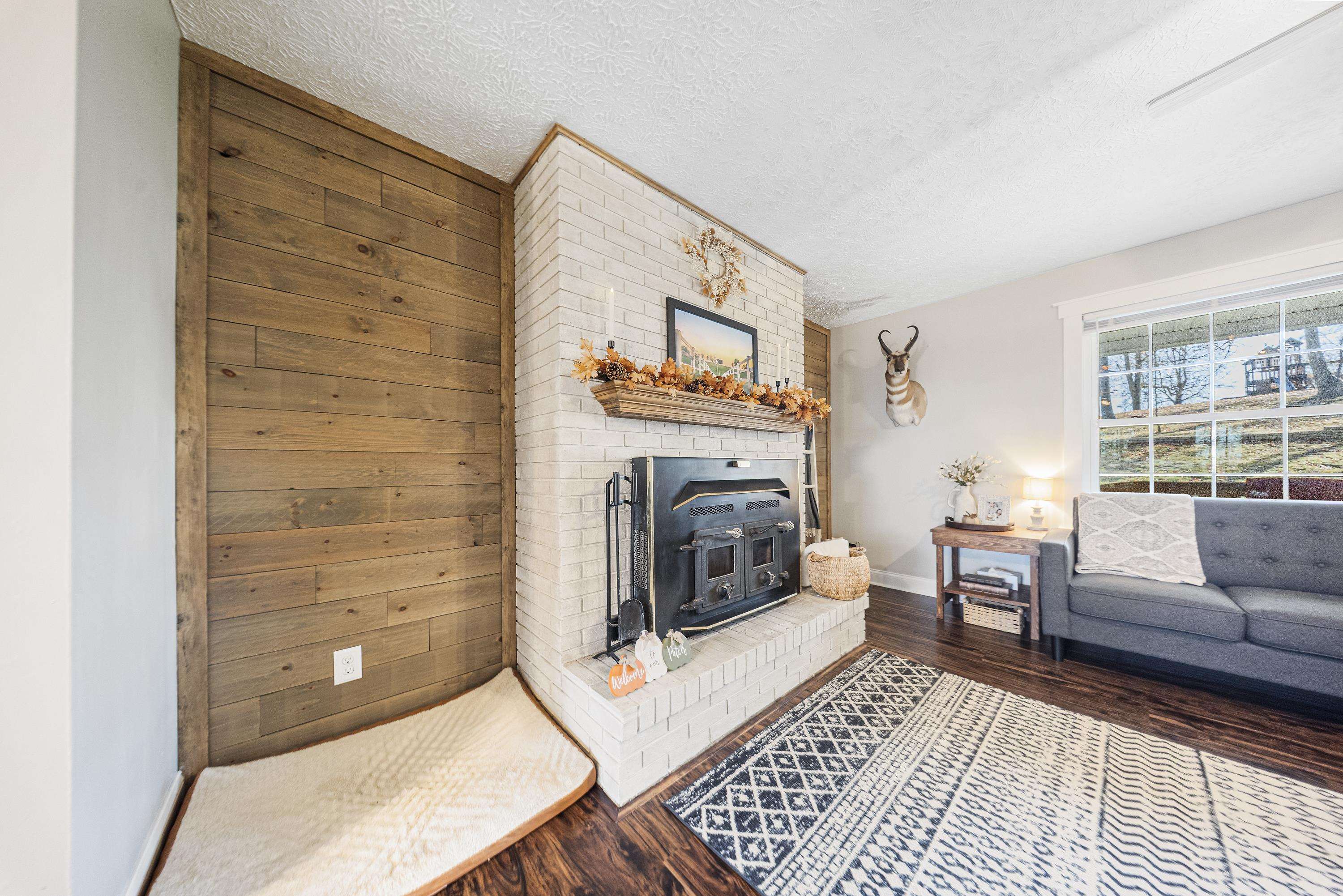 4229 Timberline Drive