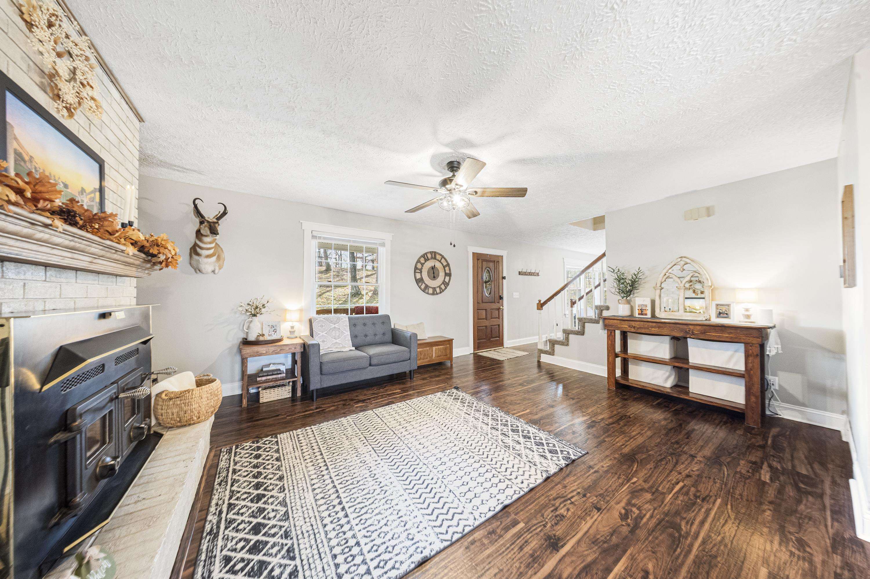 4229 Timberline Drive