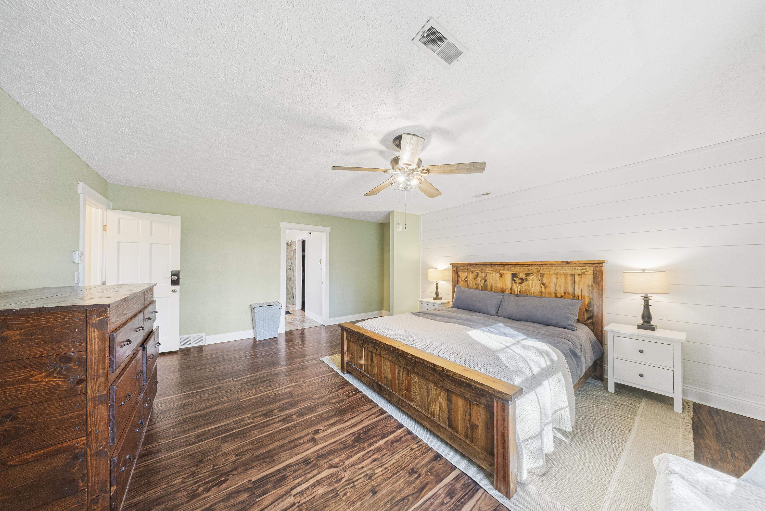 4229 Timberline Drive