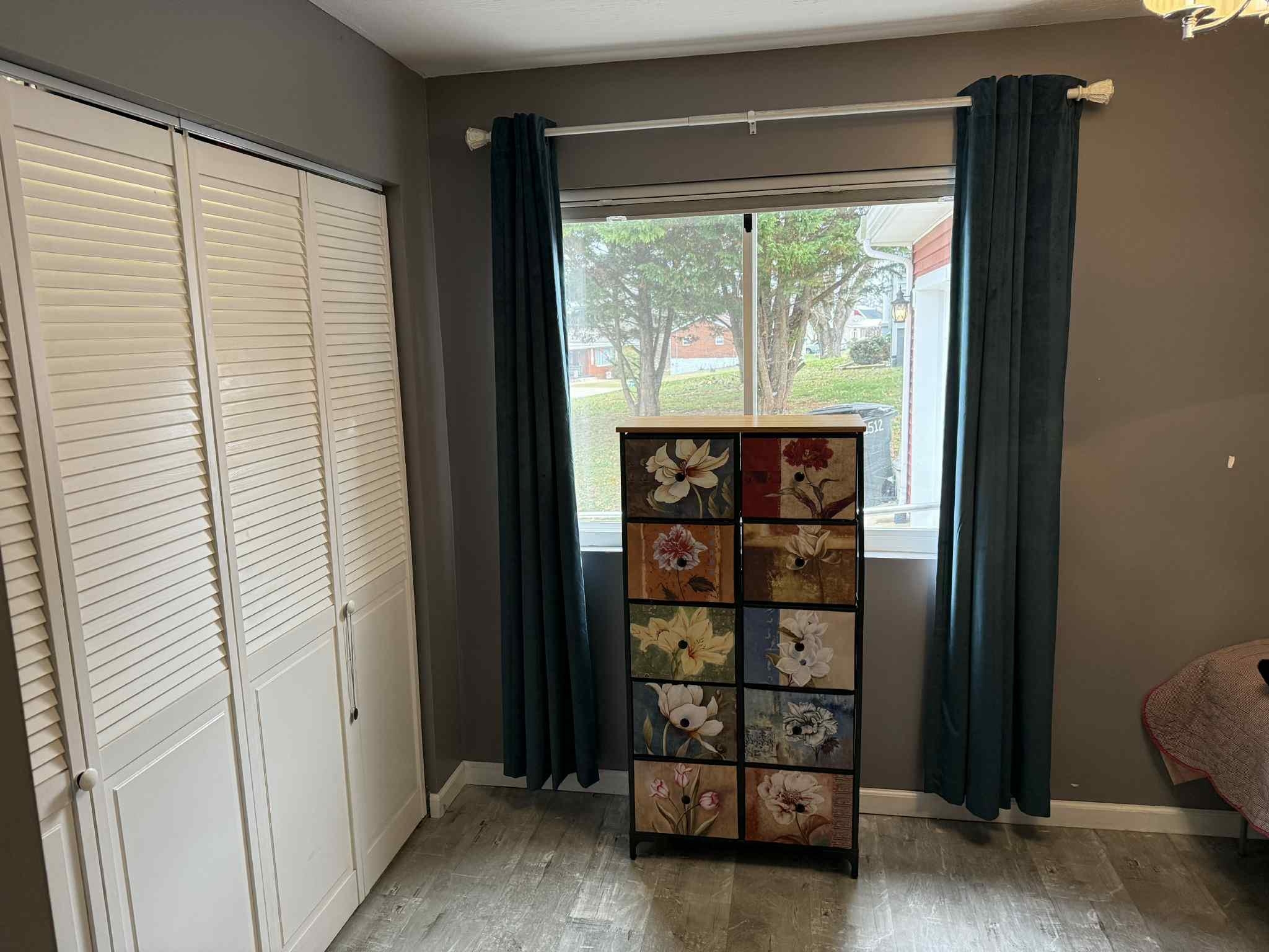 1512 Shady Elm Drive