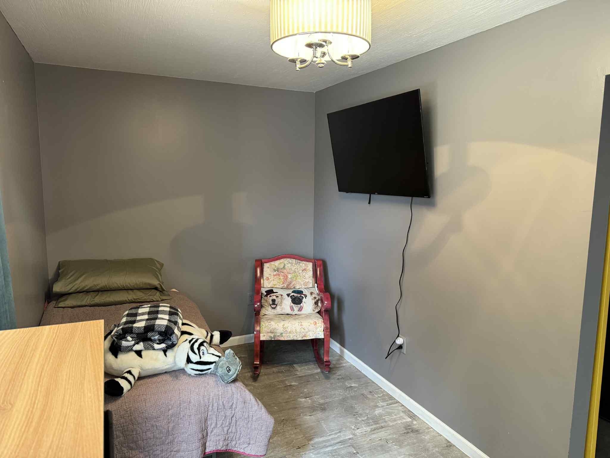 1512 Shady Elm Drive